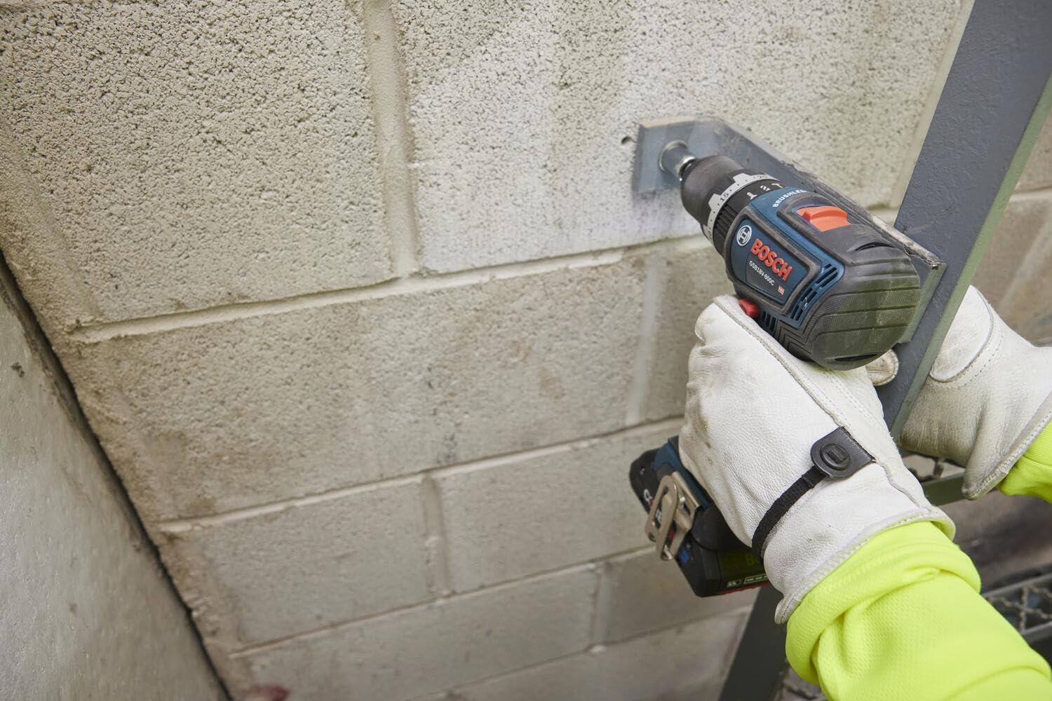 1/2 In. Brushless GSB18V-800CB24 Connected-Ready Hammer Drill/Driver Kit with (1) CORE18V® 4 Ah Advanced Power Battery