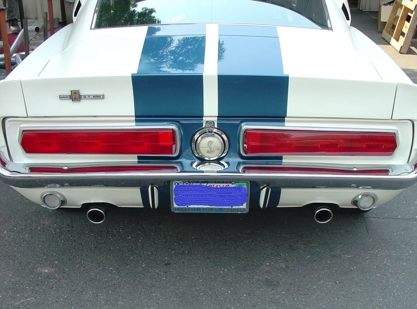 American Thunder Flowmaster 817281 Crossmember-Back Exhaust Kit 2.5 Inch Stainless Steel with 3 Inch Polished Stainless Steel Tips Compatible with 1967-1970 Ford Mustang with V8 engine and headers