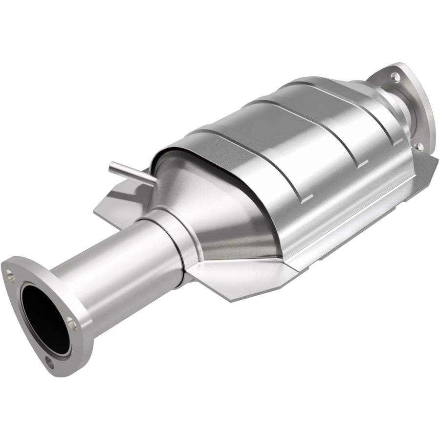 Catalytic Converter MagnaFlow 23504: Standard Grade, Direct-Fit (Federal/EPA Compliant)