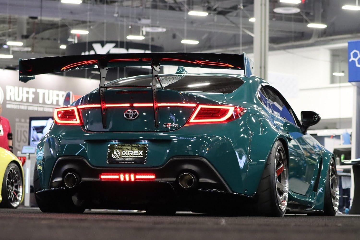 675040 - AlphaRex LUXX-SERIES LED TAIL LIGHTS