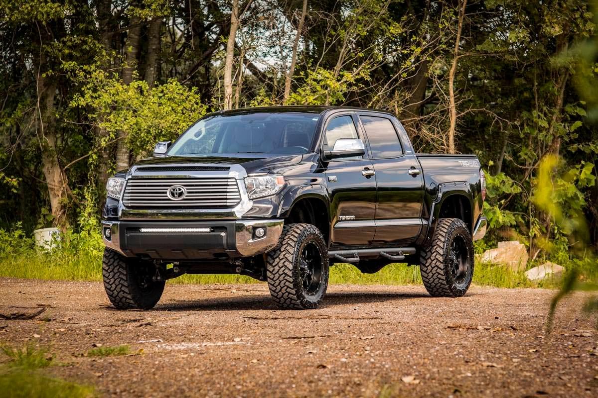 6" Rough Country Vertex Lift Kit for 2007-2015 Toyota Tundra 4WD - 75450