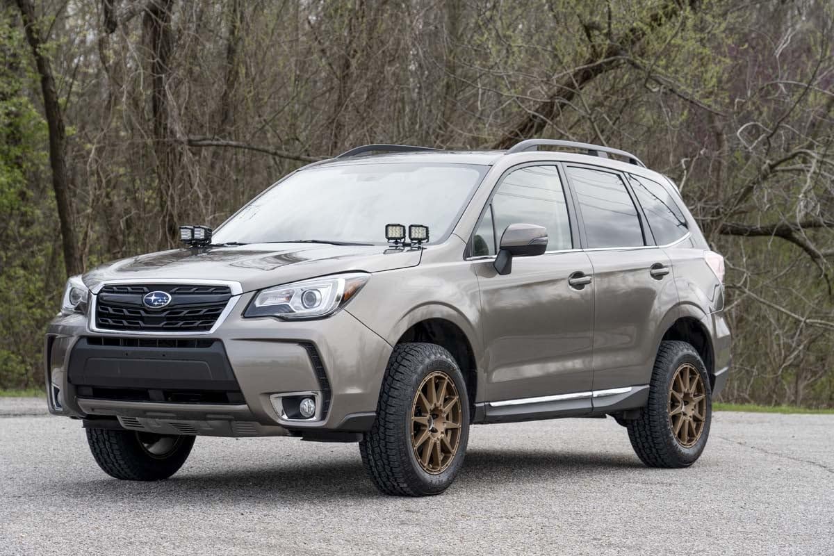 Rough Country 2" Lift Kit 4WD for 2014-2018 Subaru Forester - 90500
