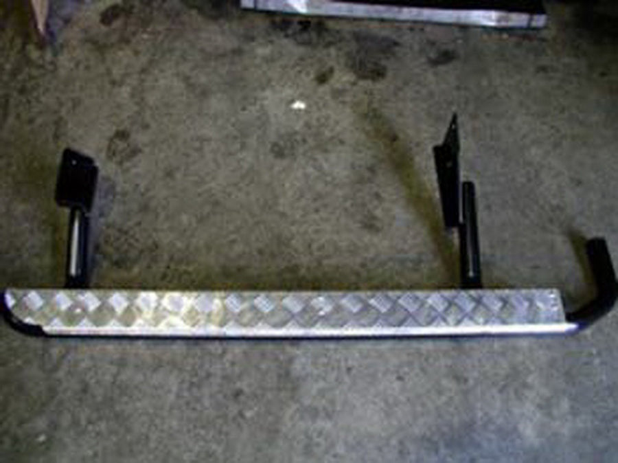 ARB Side Rail and Integrated Step 4410020