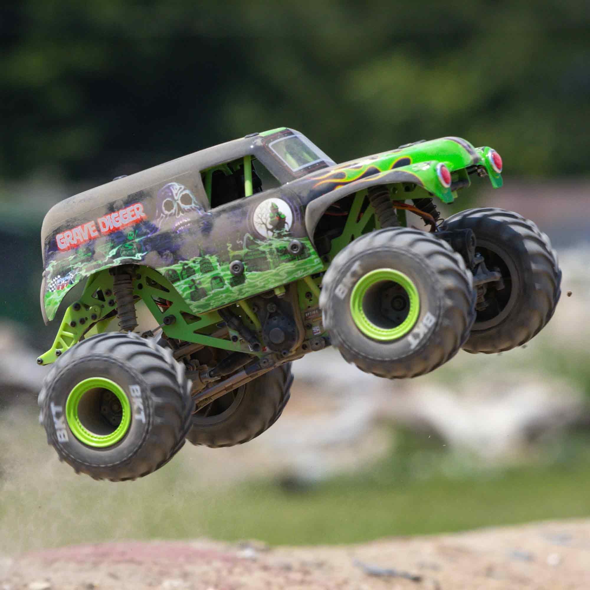 Losi 1/18 Mini Grave Digger LMT 2S 4X4 RTR Brushed Monster Truck Battery & Charger Included Green LOS01026T1