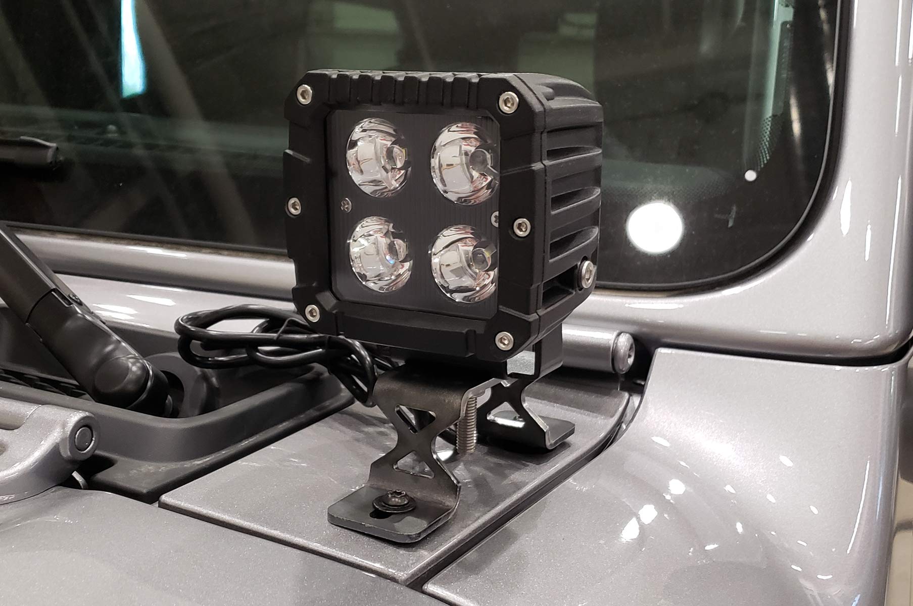 Single Dee Zee DZ452JL Cowl Light Bracket