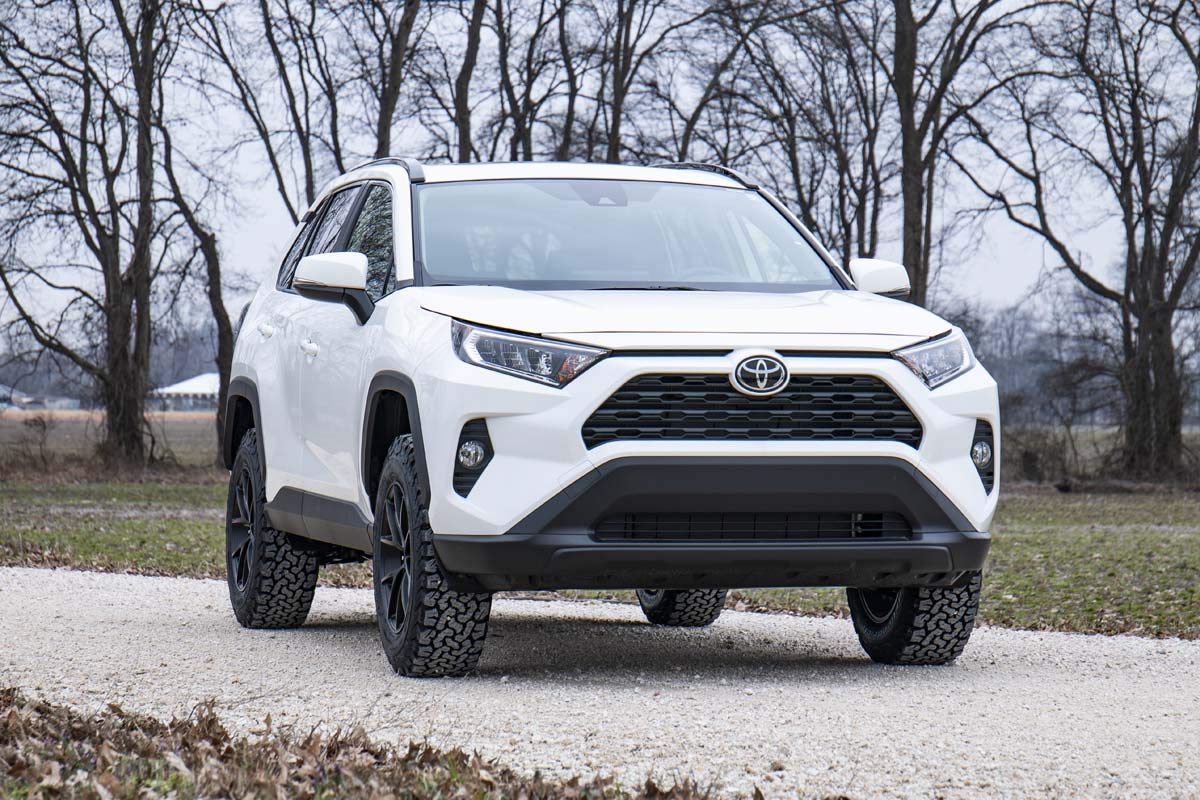 Rough Country 2.5" Lift Kit for 2WD/4WD 2019-2021 Toyota RAV4 - 73100