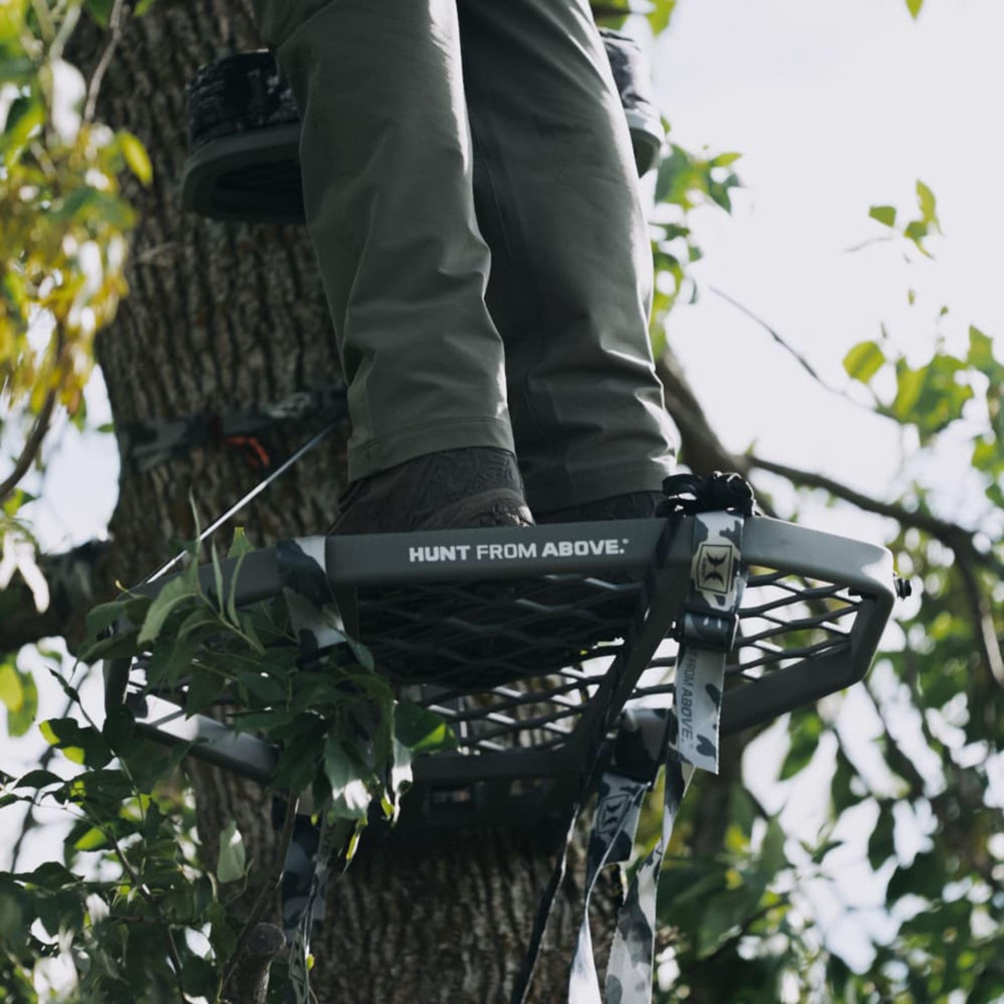 Hawk Tree Hang-On Stands – Durable, Comfortable Deer Hunting Platforms with Safety Harness Systems, Grey Finish, XL