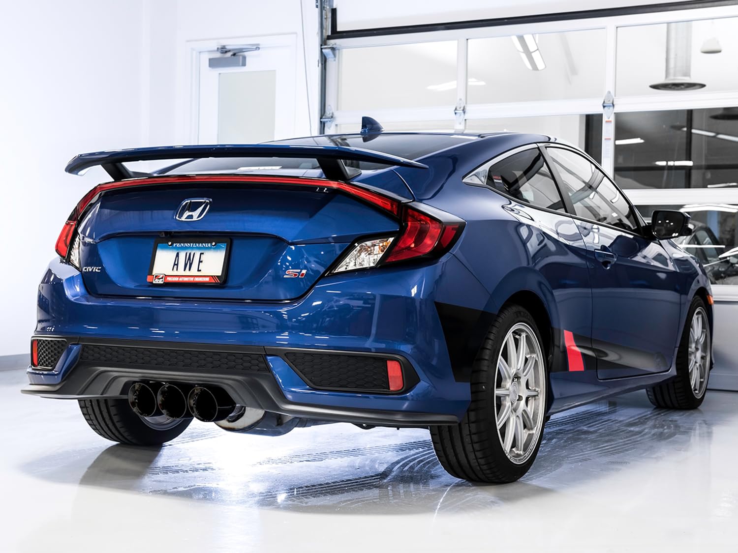 AWE Tuning - TOURING EDIT EXHAUST 10TH GEN CIVIC 3015-33122