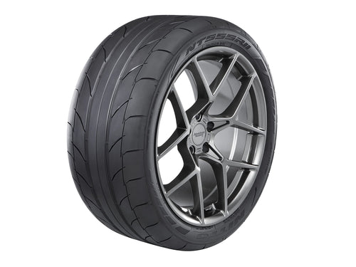 Nitto 305/35R20 NT555RII 107W XL BW