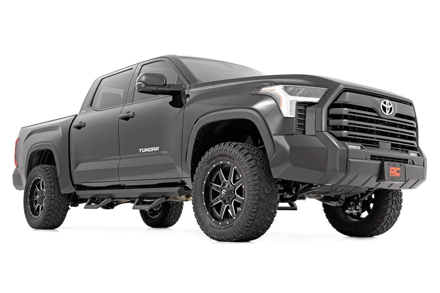 3.5" Inch Lift Kit Rough Country w/M1 Struts for 22-24 Toyota Tundra 4WD - 70340
