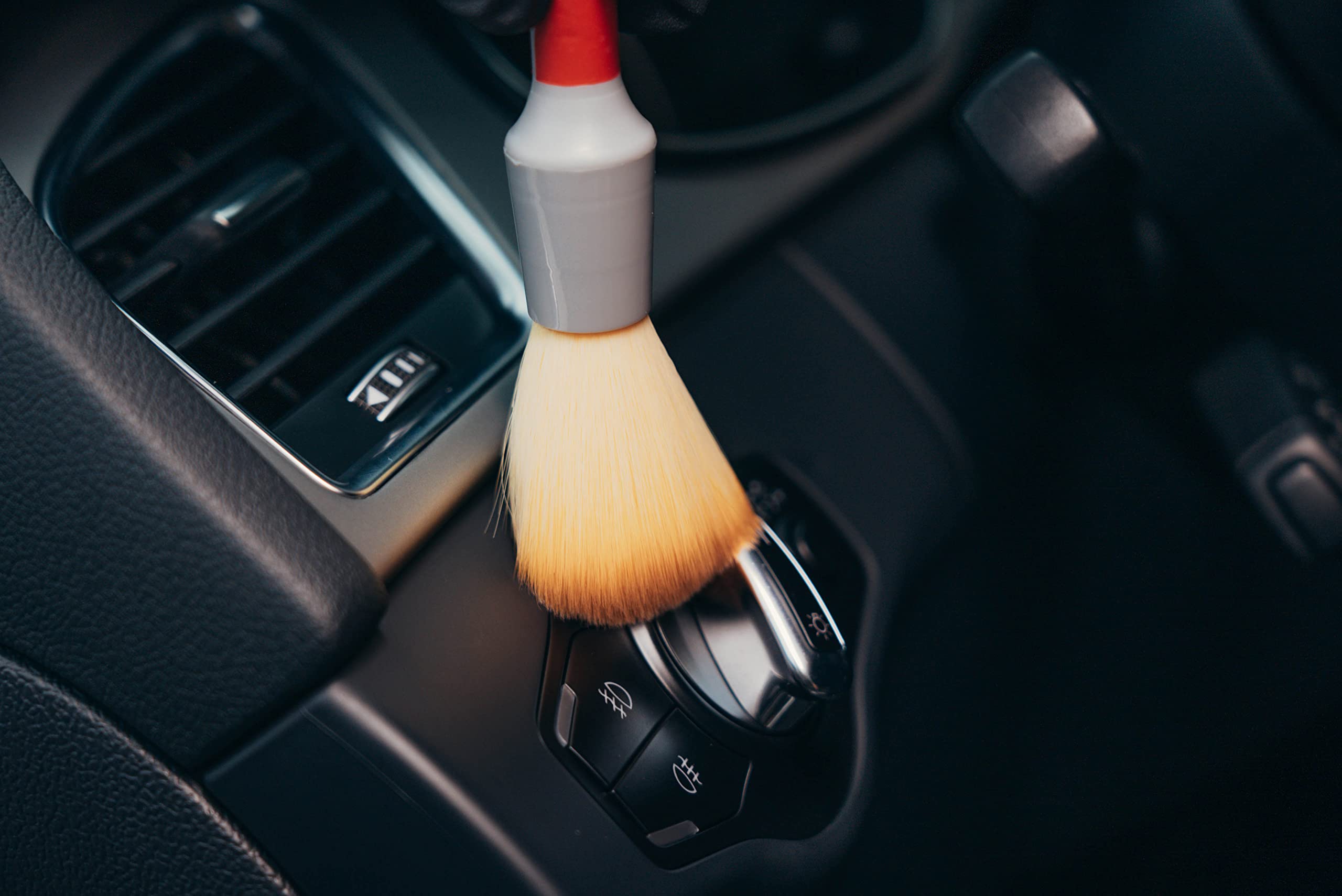 Maxshine Universal Small #10 Ultra Soft Detailing Brush – Professional Brush for Interior, Exterior, Leather Seats, Engine Bay & Wheels – Premium Car Care Detailing Tool