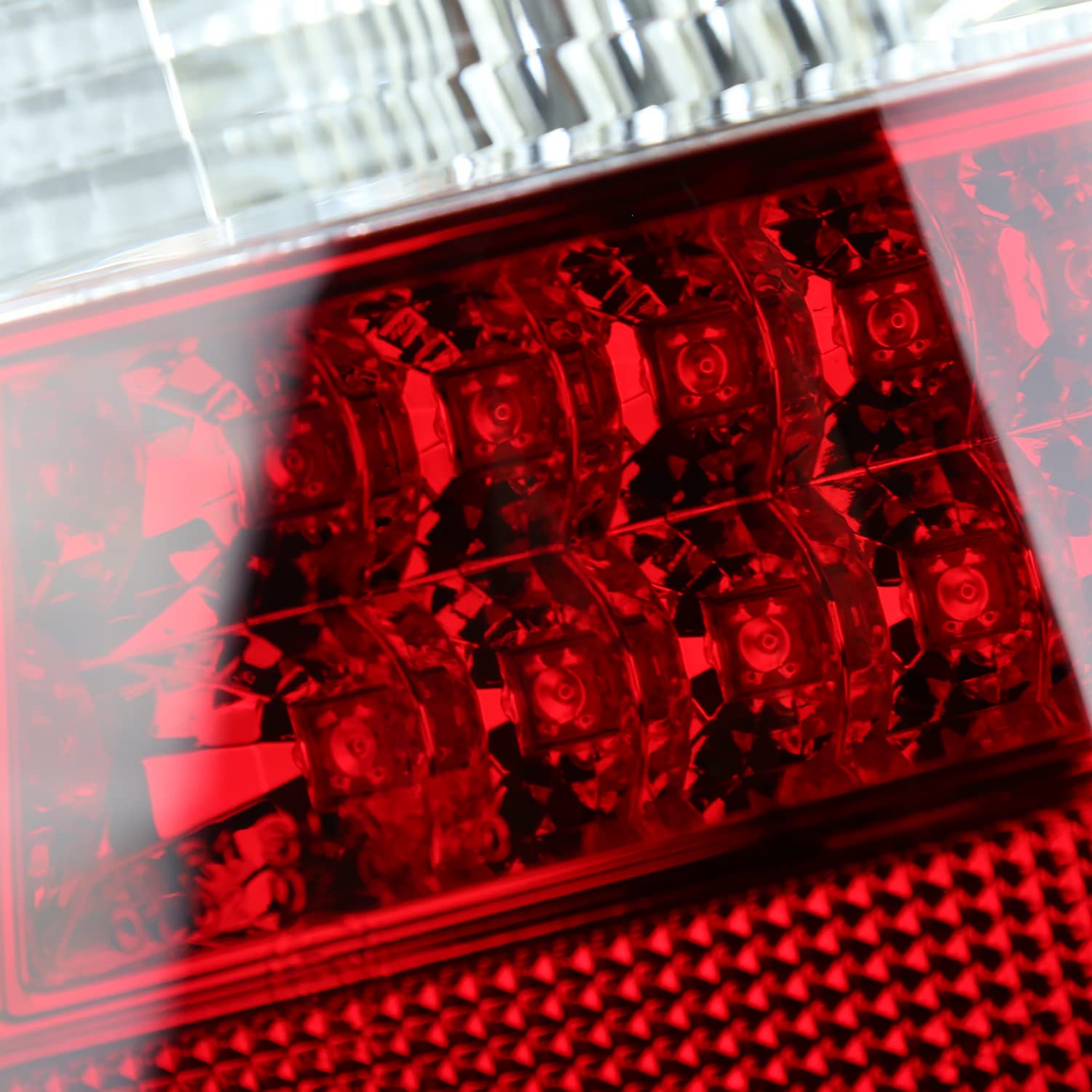 Spec-D Tuning LED Red Tail Lights Compatible with 1998-2005 Mercedes-Benz W163 M-Class, Left + Right Pair Assembly