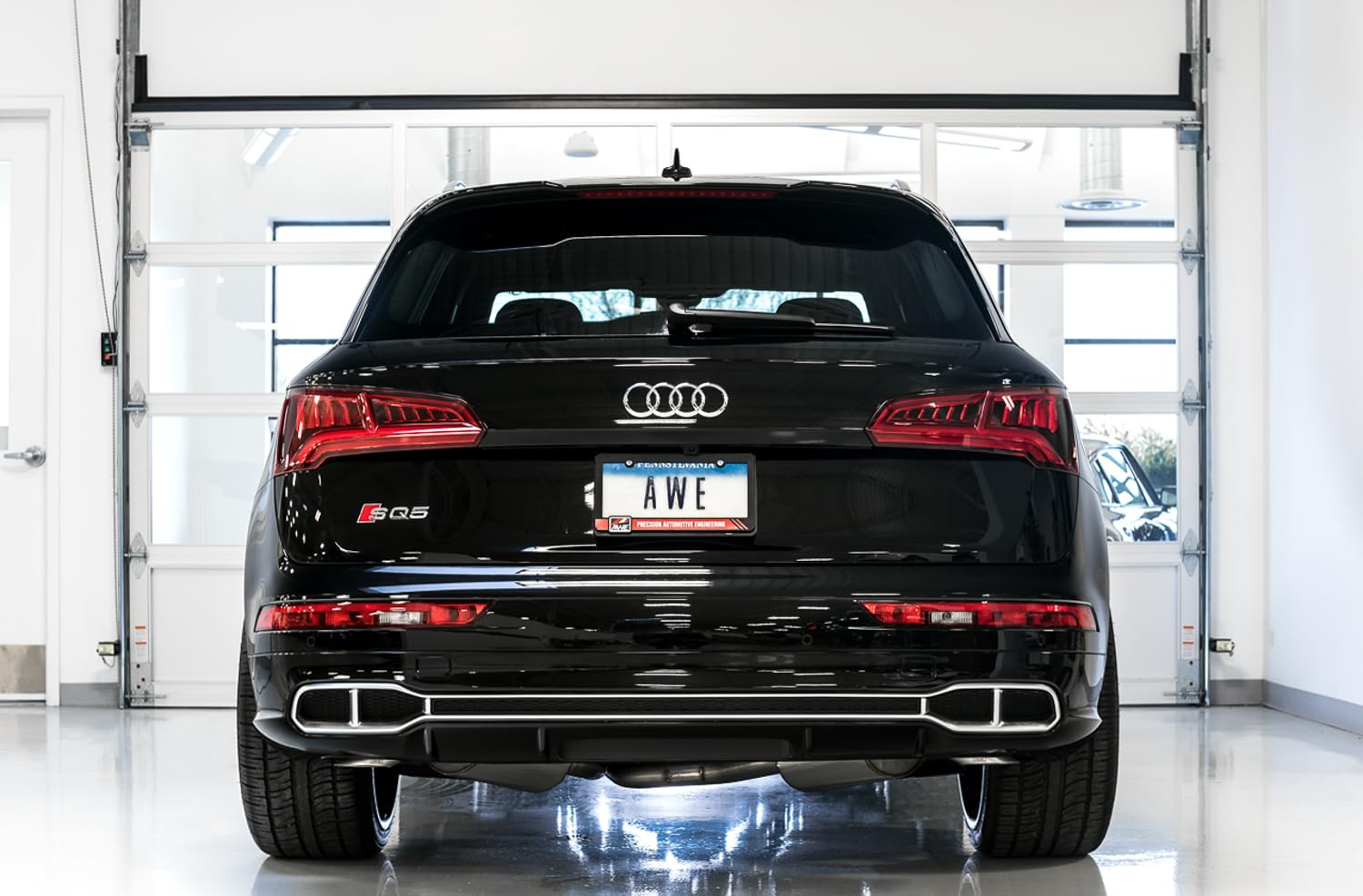 AWE Tuning B9 SQ5 Audi Non-Resonated Touring Edition Cat-Back Exhaust - No Tips (Turn Downs) - 3020-31022