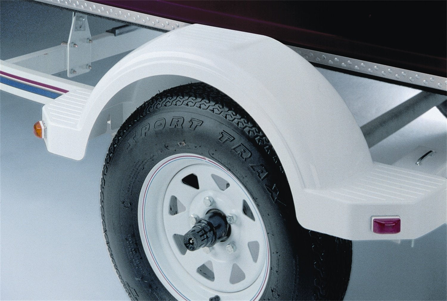 Plastic Trailer Fender Fulton 008574 for Single 14" Tire - White
