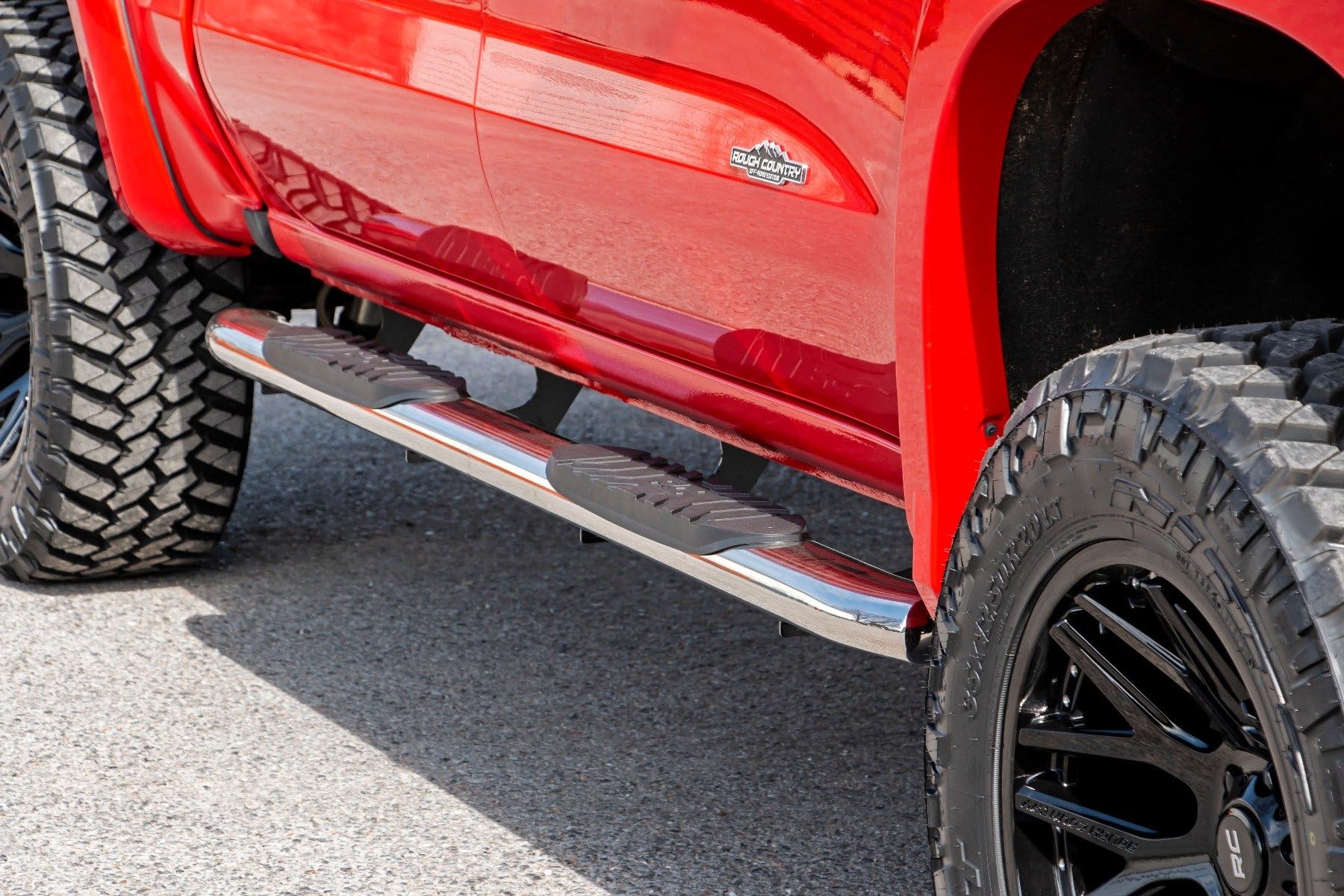 Rough Country Oval Stainless Steel Nerf Steps for Chevy Silverado & GMC Sierra 1500/2500HD/3500HD (2019-2026) Crew Cab - OEM Style Rails with Built-in Side Steps