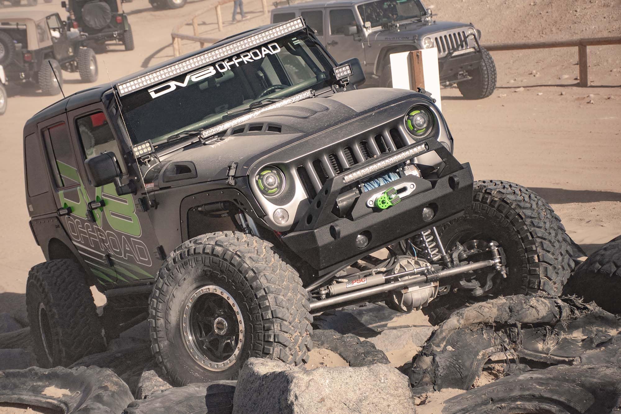 DV8 Offroad Heat Dispersion Hood fits Jeep Wrangler JK 2007-2018 | Raised and Vented Center Cowl | Dual-vented for Maximum Air Flow | Under-hood Insulation Included