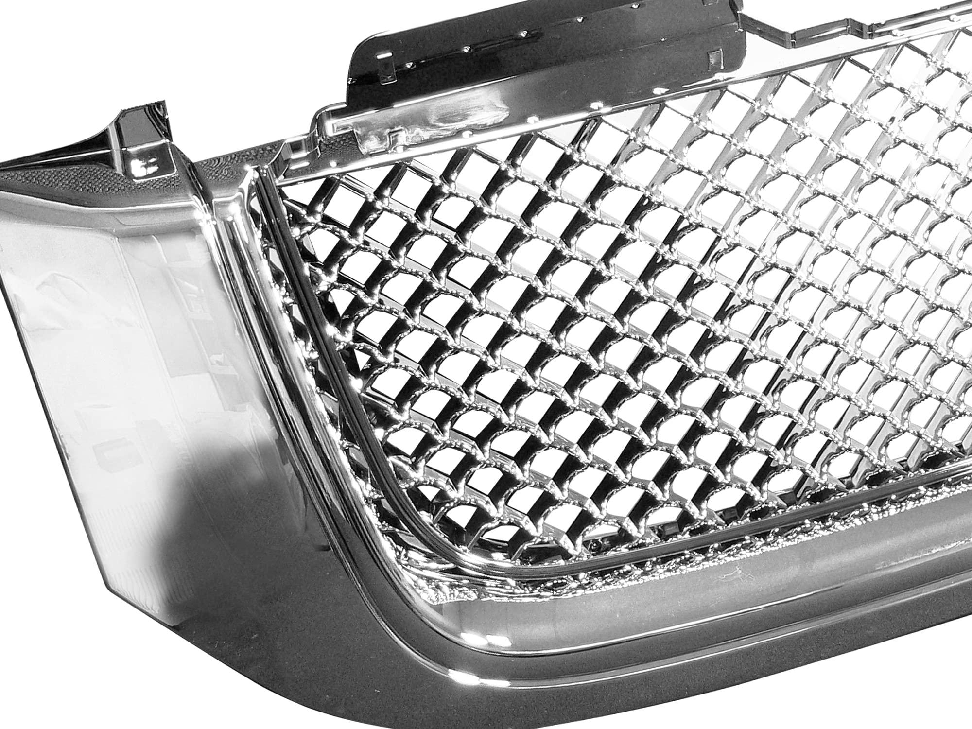 7148611 Armordillo USA Mesh Front Hood Grille - Chrome Fits 2002-2008 GMC Envoy