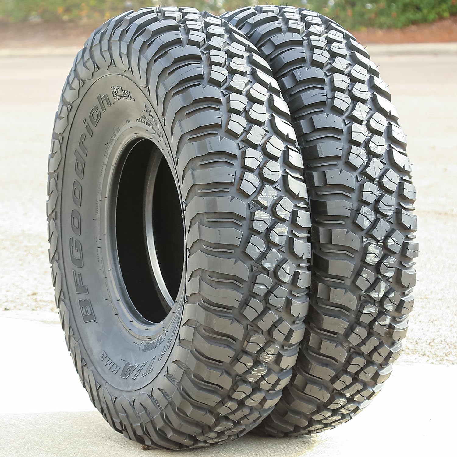 35X11.00R15NHS BFGoodrich MUDTER T/A KM3
