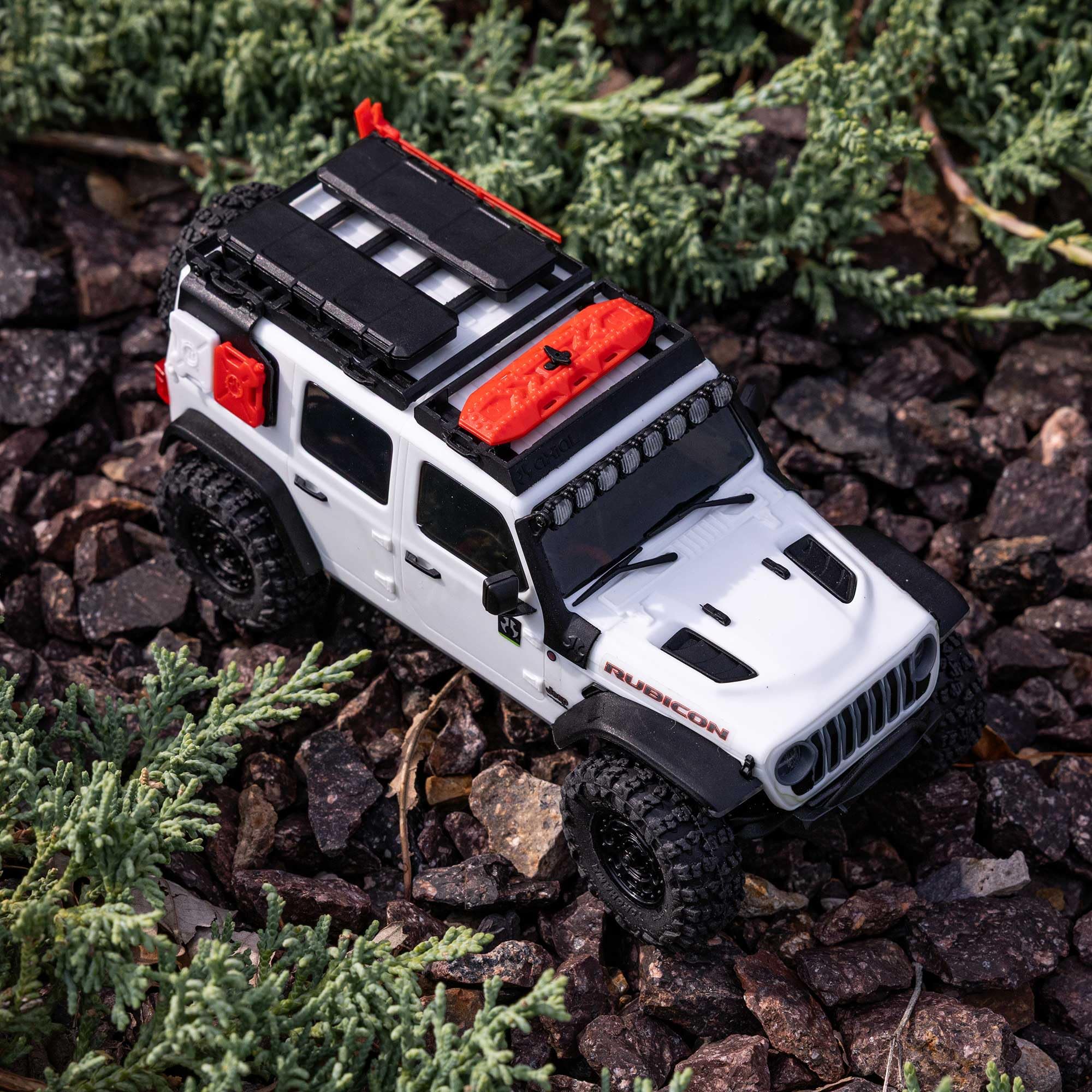 Axial 1/30 RC Truck SCX30 Jeep Wrangler JLU 4X4 RTR Brushed Rock Crawler (Battery & Charger Included), White, AXI-2261T2