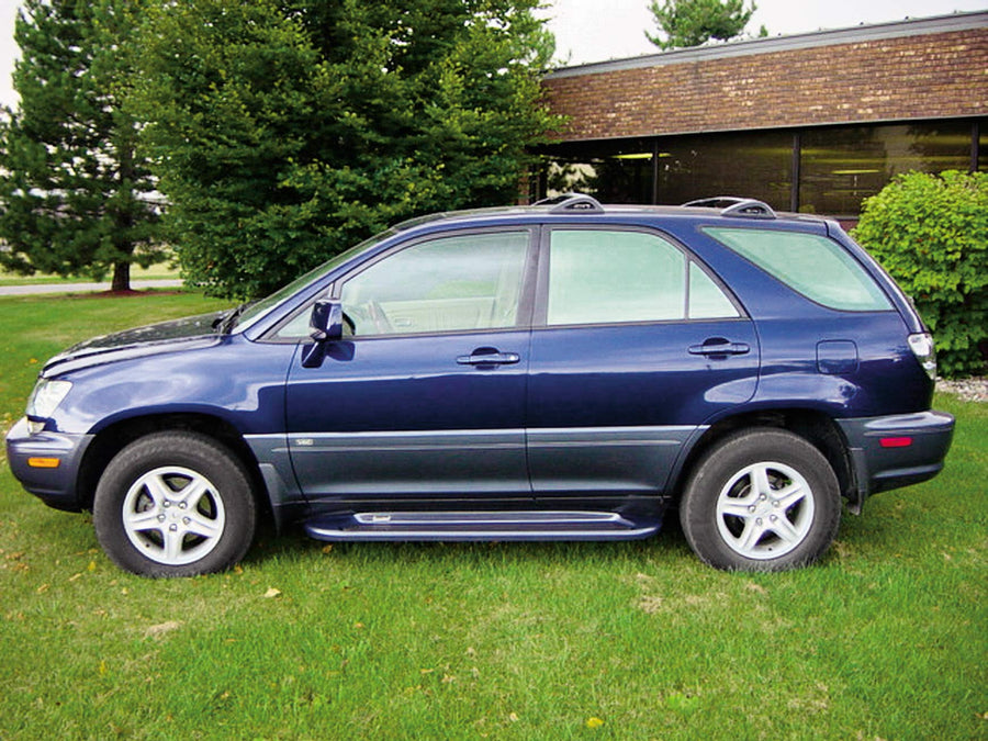 2152 Owens Products Glastep Custom Molded Fiberglass Gray Running Boards 99-03 Lexus Rx300, 1 Pack