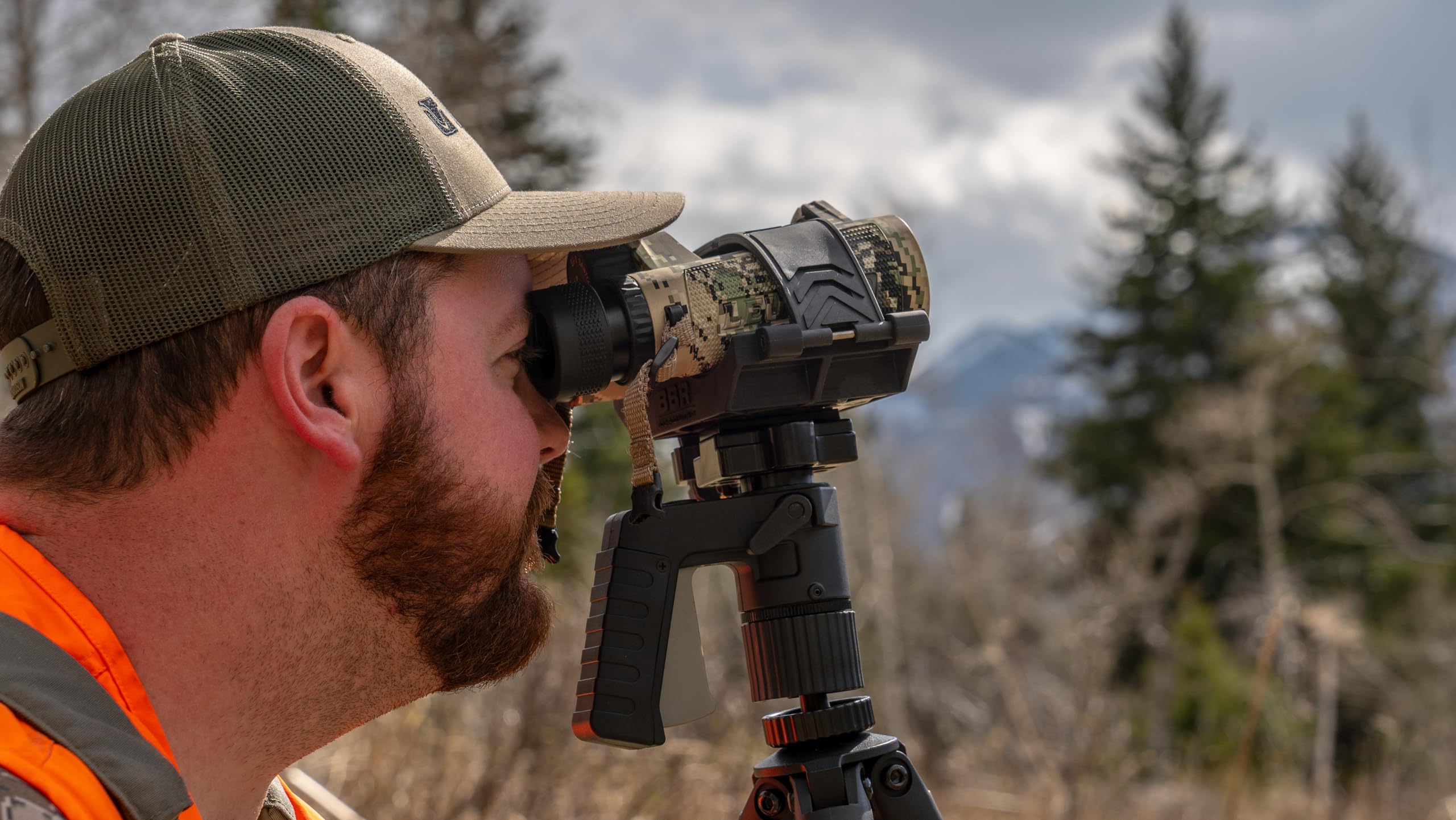 Professional Camera Adapter BOG PCA, Tripod Attachment with Switcheroo System, Standard Connection Threads, Accessory Plate, and Precise One-Handed Angle Adjustments for Hunting, Shooting and Outdoors