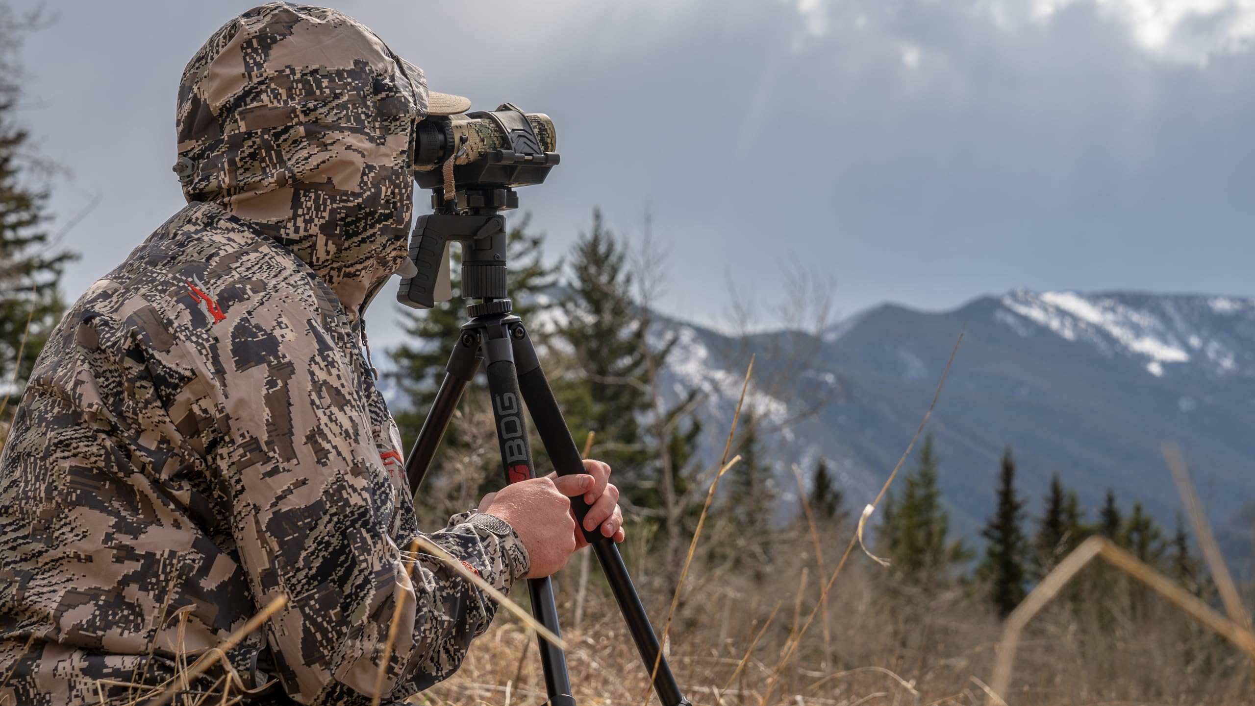 Professional Camera Adapter BOG PCA, Tripod Attachment with Switcheroo System, Standard Connection Threads, Accessory Plate, and Precise One-Handed Angle Adjustments for Hunting, Shooting and Outdoors