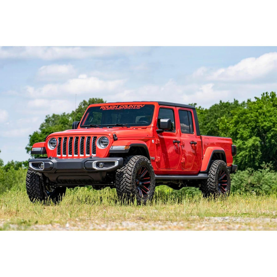 2.5" Rough Country Leveling Kit w/M1 Shocks for 20-24 Jeep Gladiator JT - 63440
