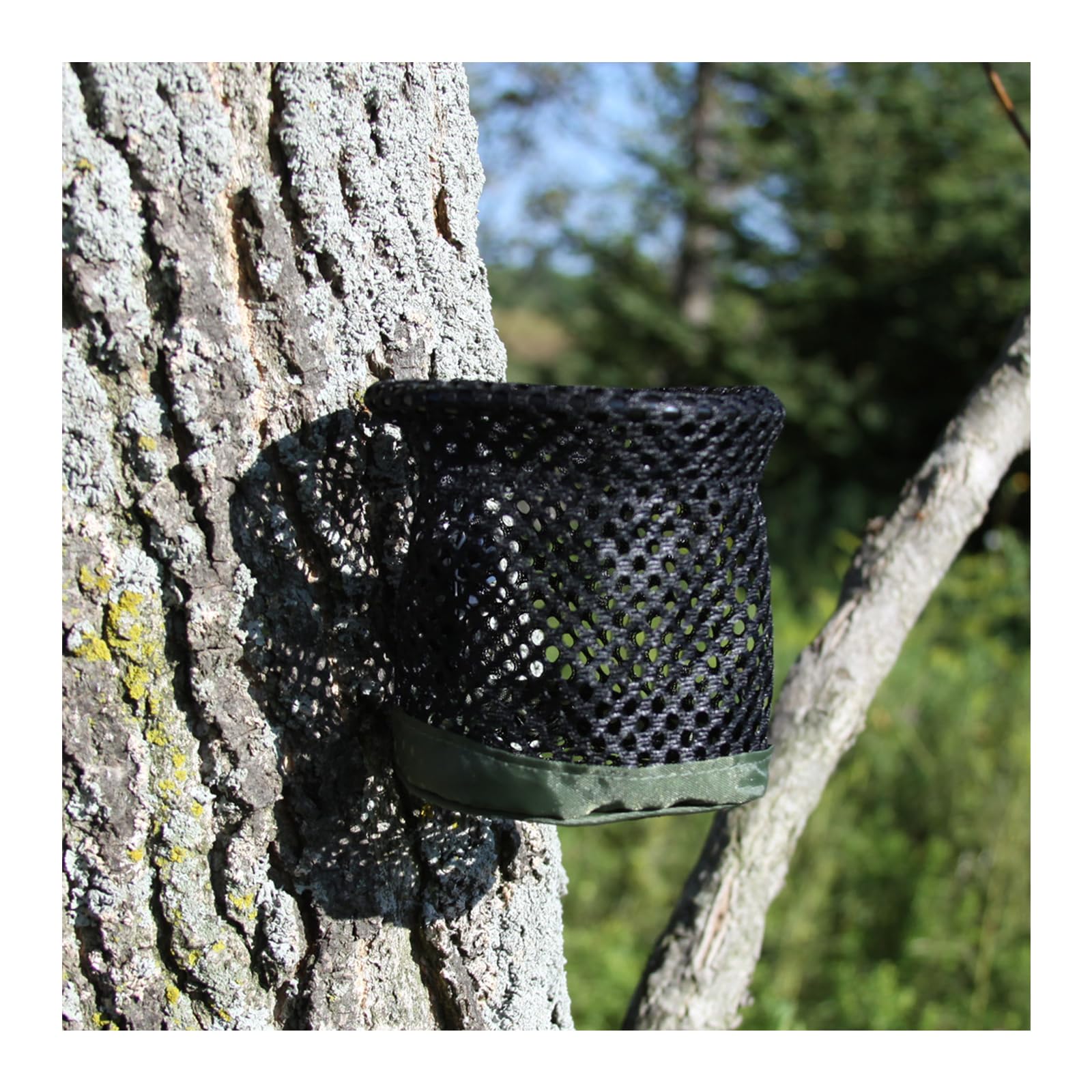 HME Accessory Holder Drink Holder Ring Easily Screwed into a Tree Hold Drink Bottle, Urination Bottle or Spittoon