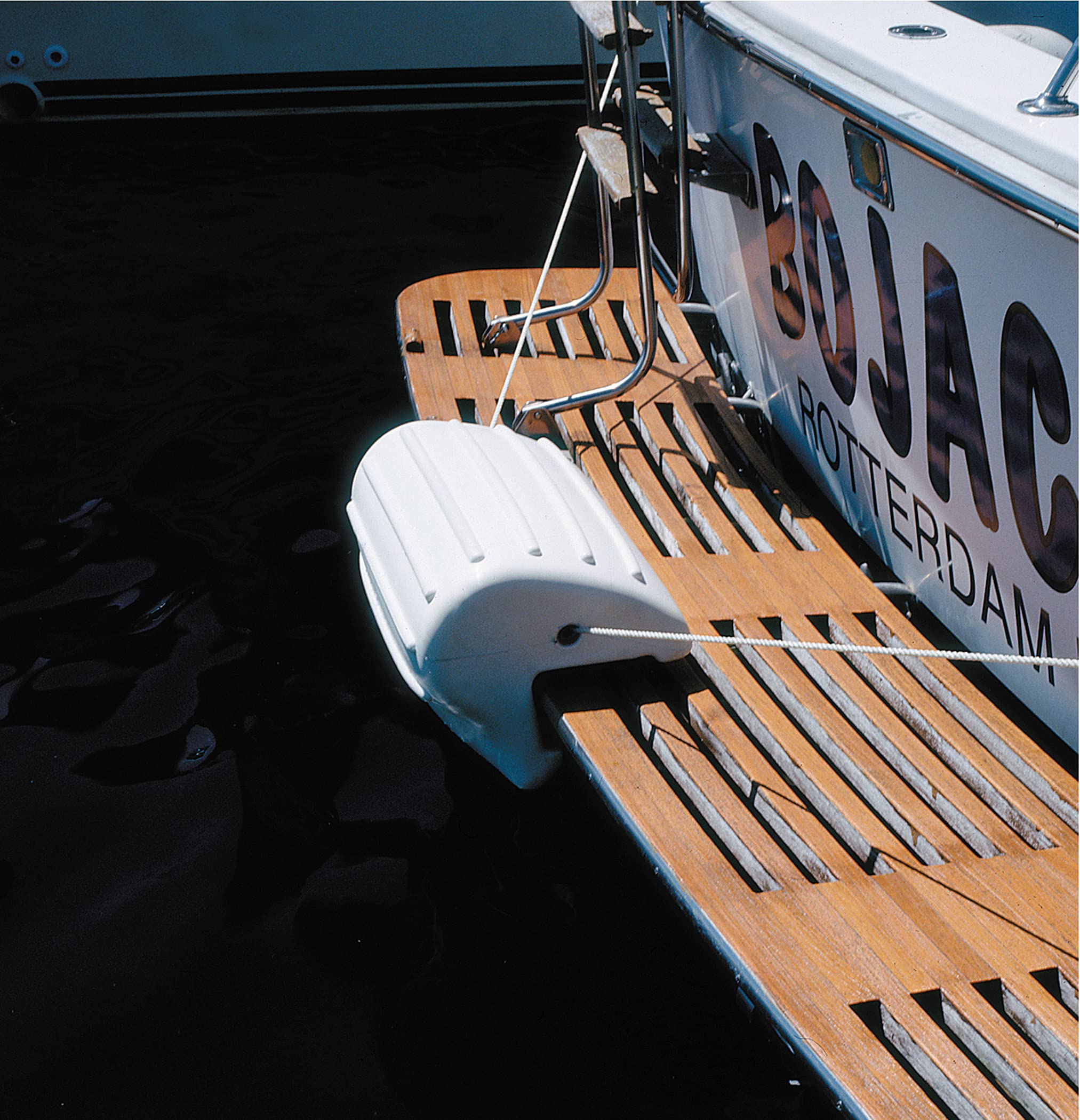 Transom Boat Fender Taylor Made Products, 10 x 22 inch, White
