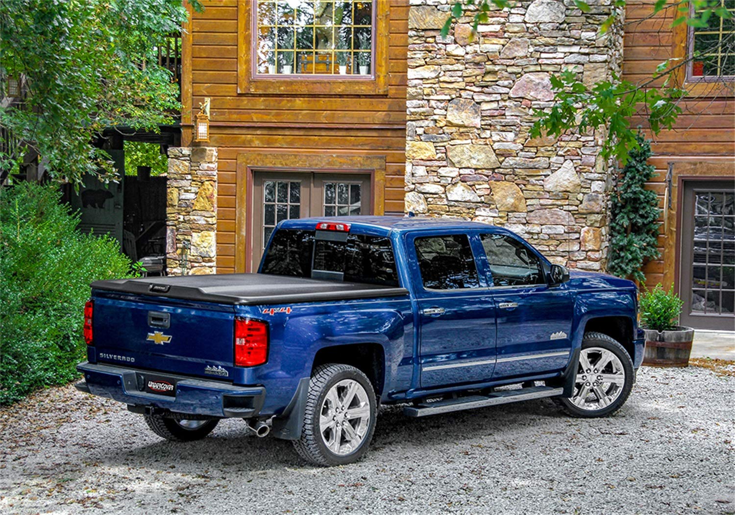 UnderCover RealTruck Elite One-Piece Truck Bed Tonneau Cover | UC1118 | Fits 2014 - 2018, 2019 Limited/Legacy Chevy Silverado 1500 5' 9" Bed (69.3")
