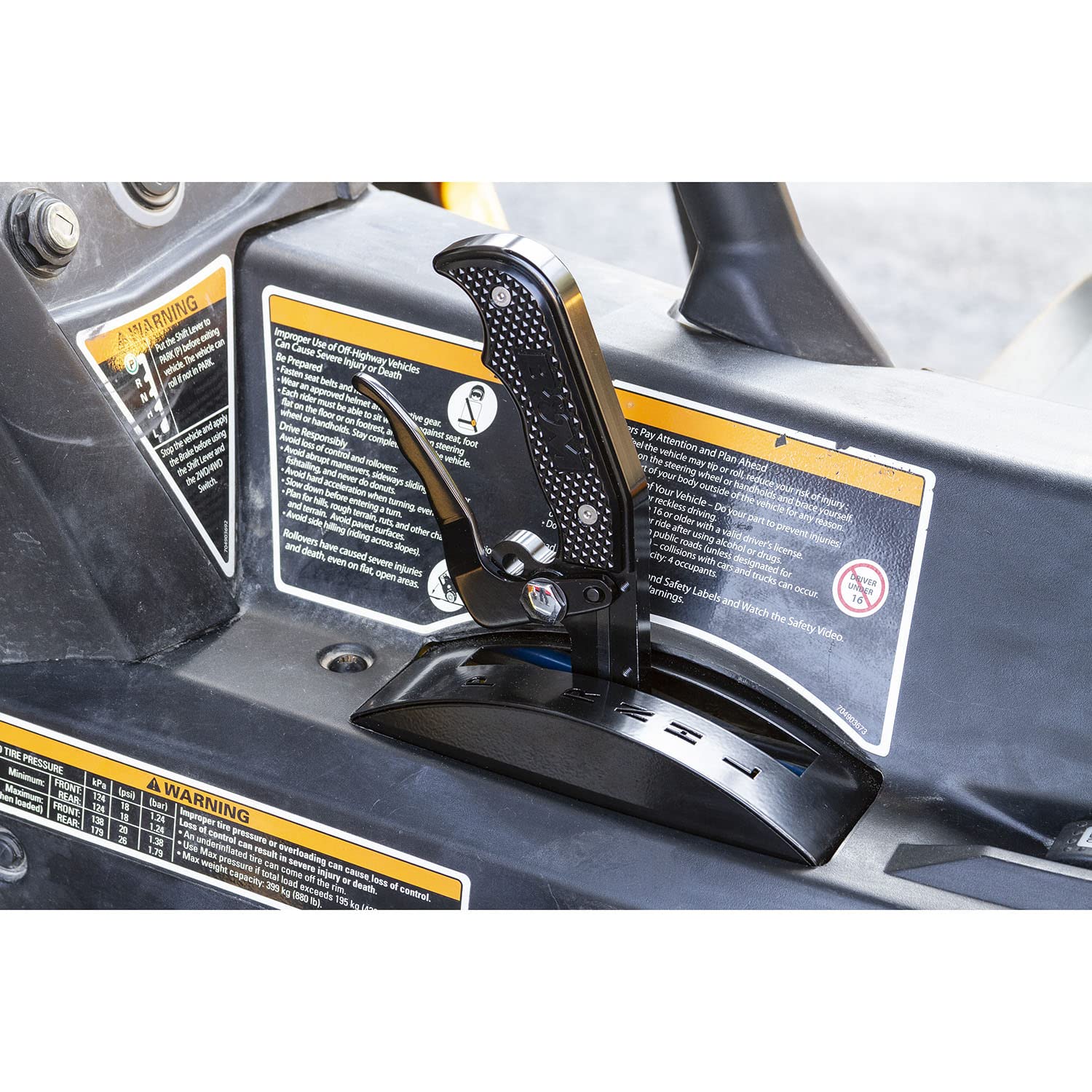 Road Magnum Grip Gated Shifter XDR 81170 14-18 Can-Am Maverick Max