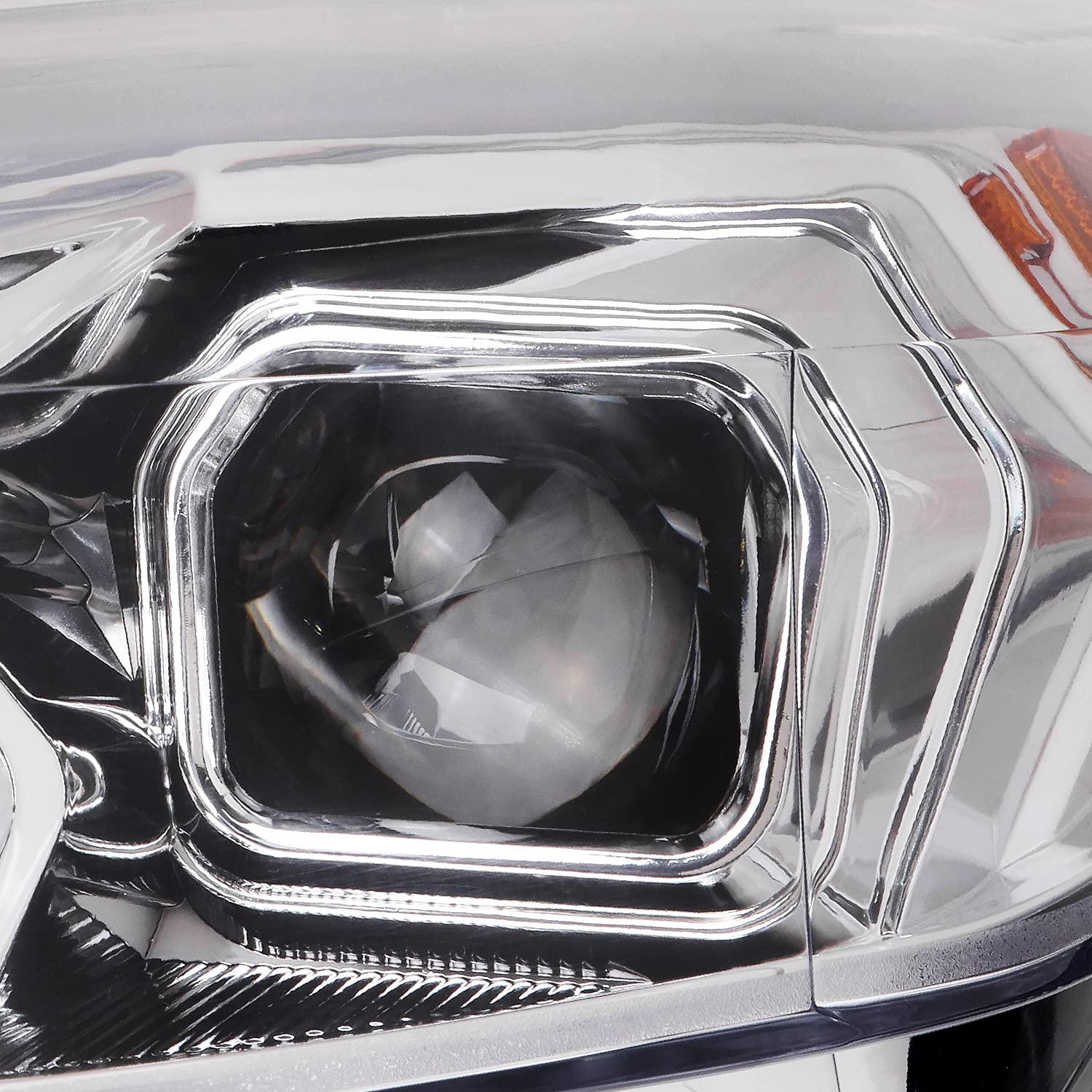 Chrome Projector Headlights SPEC-D TUNING w/Sequential LED Signal Tube Compatible with 2015-2018 Ford Focus, Left + Right Pair Headlamps Assembly