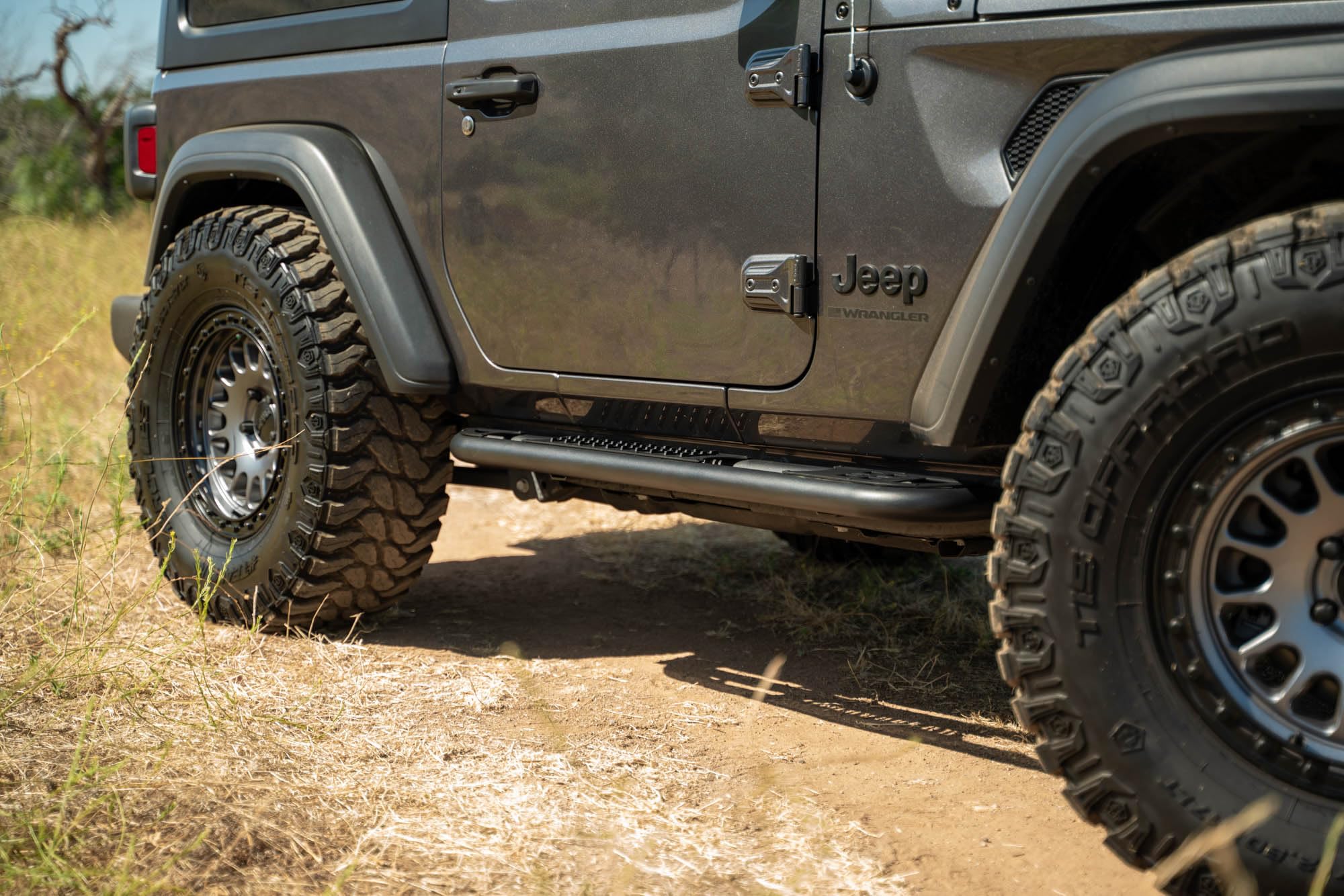 OE Plus DV8 Side Steps for 2018-2025 2-Door Jeep Wrangler JL | Gripped Top Plates to Prevent Slippage | Multi-Mount Design for Stability | Fully Bolt-On | Micro-Texture Black Powder Coat Finish