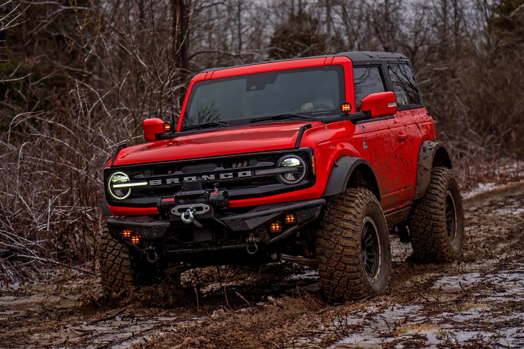 Power Running Boards Rough Country with LED Step Lights for Ford Bronco, 2-Door (2021-2025) - Dual-Motor Electric Running Boards & Retractable Steps