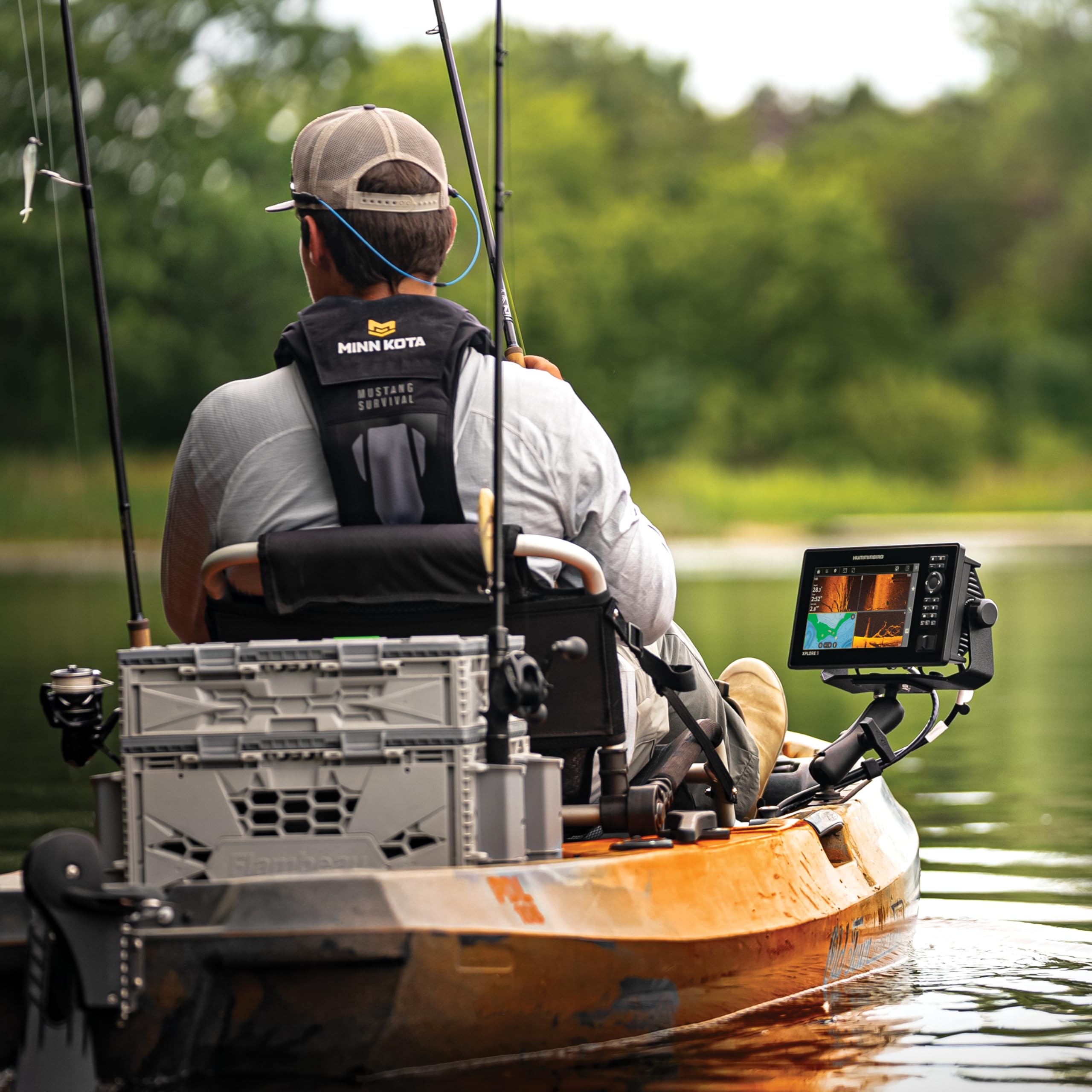 Humminbird GPS XPLORE 9 Fish Finder with Transducer, MEGA Side Imaging+ & HD Touchscreen