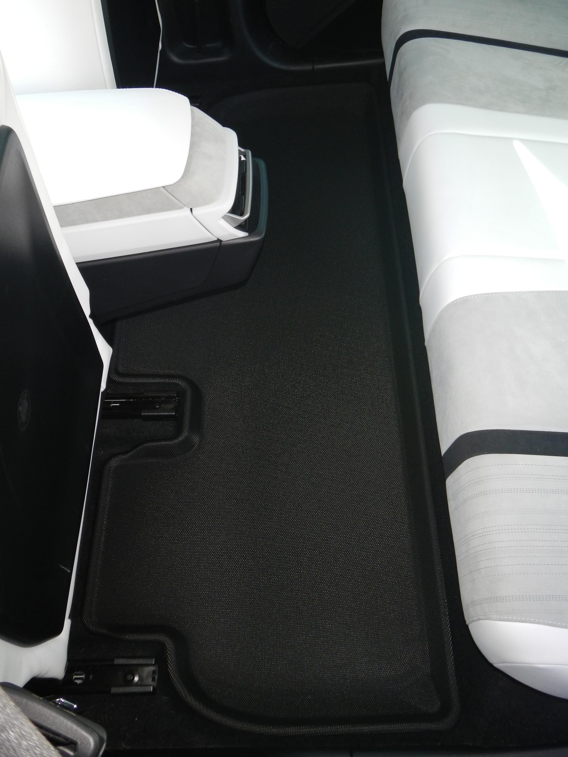 Kagu Floor Mat (Black) 3D MAXpider Custom Fit Compatible with Fisker Ocean 2023-2024 - Full Set