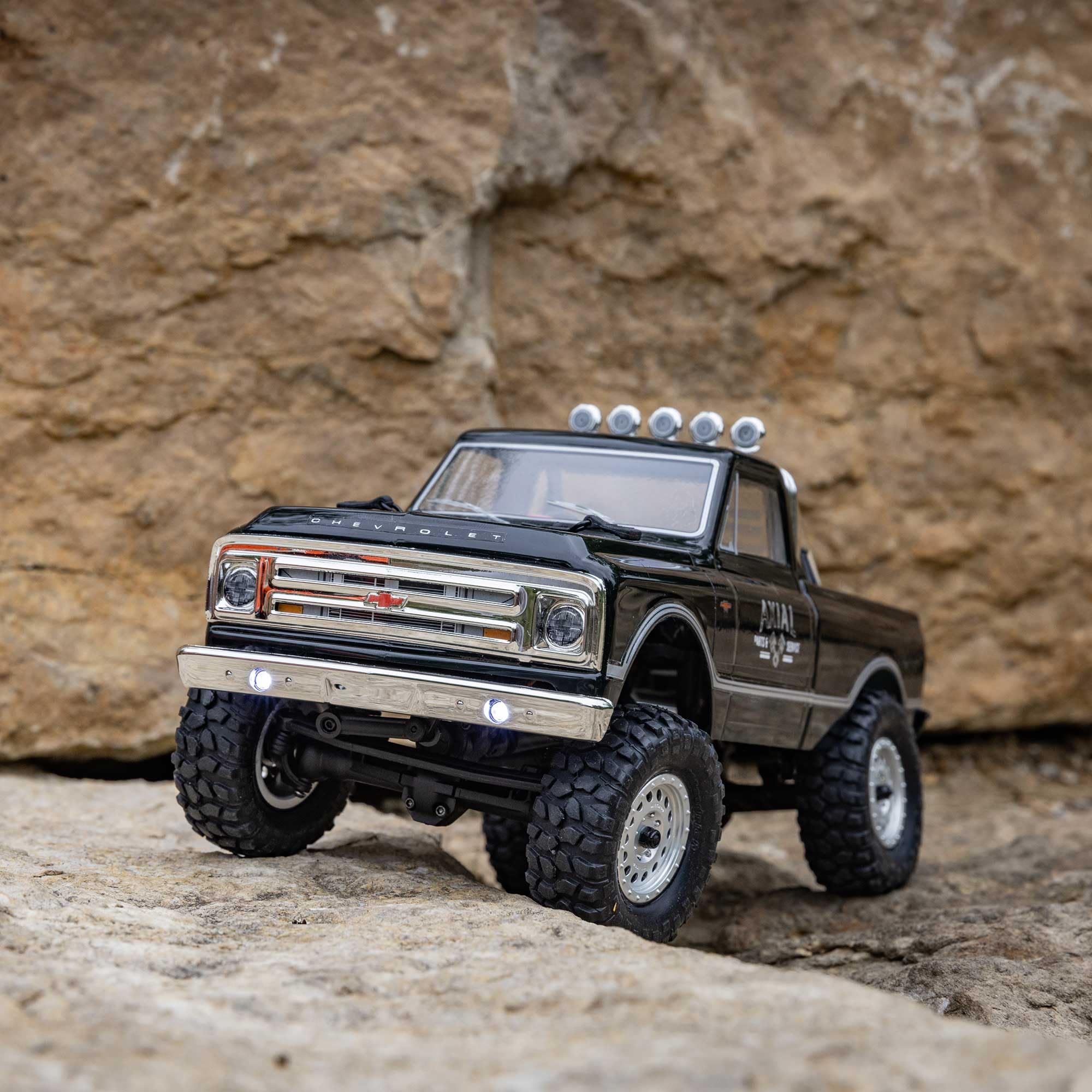 Axial 1/24 RC Truck SCX24 1967 Chevrolet C10 4WD RTR (Comes with Everything Needed to Run), Black, AXI00001V2T4