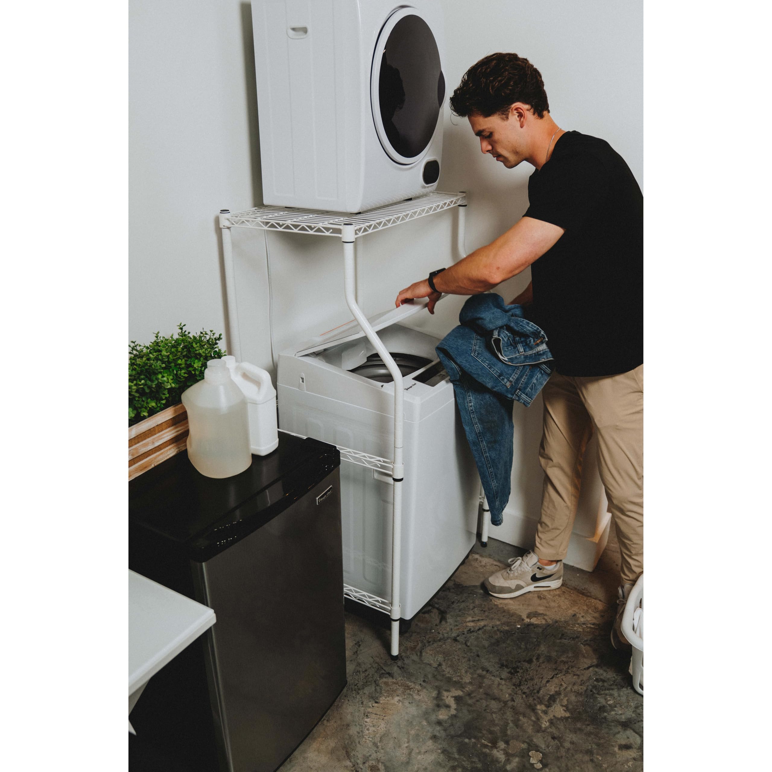 1.5 cu. ft. Electric Dryer Compact in White