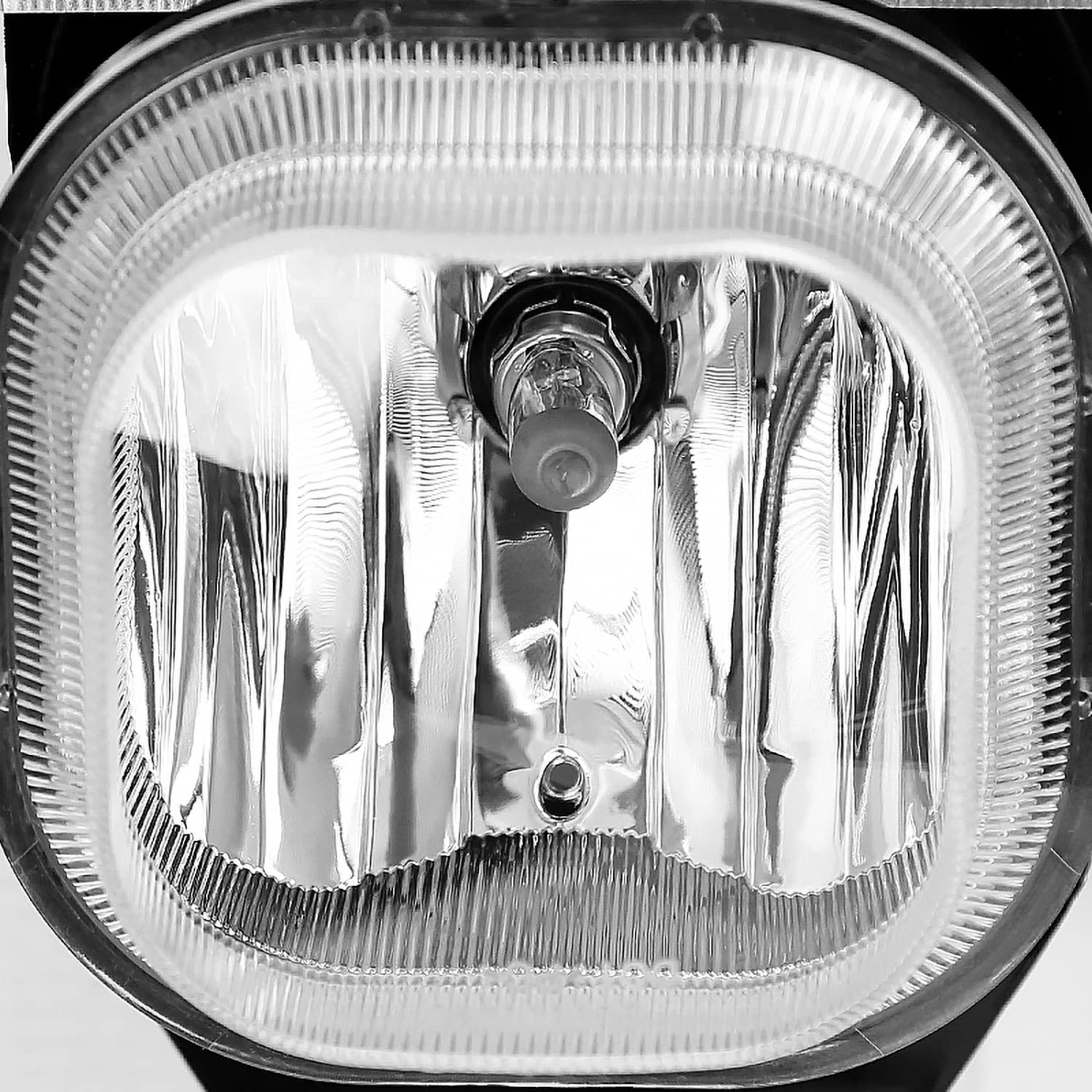 Fog Lights + Switch SPEC-D TUNING Compatible with 1999-2004 Ford F-250, F-350 Super Duty, 2000-2004 Excursion, L+R Pair Assembly