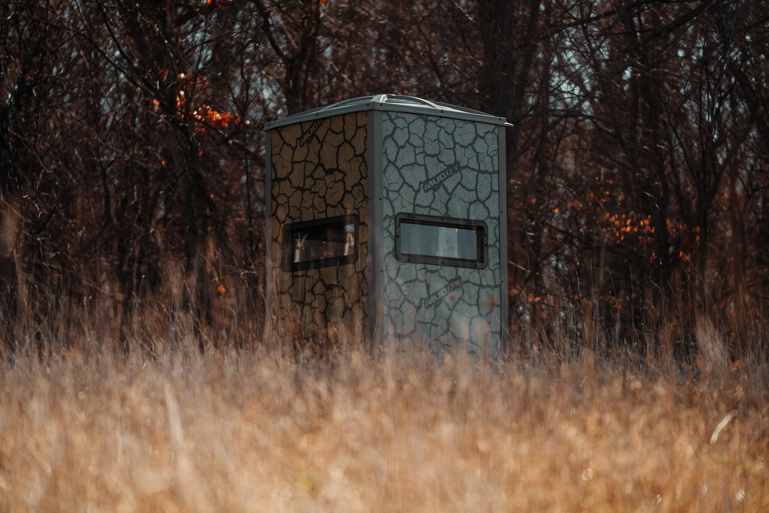 Muddy Box Blind Gunner w/Deluxe 10' Tower/Steel Wall Constructed/Cracked Mud Camo