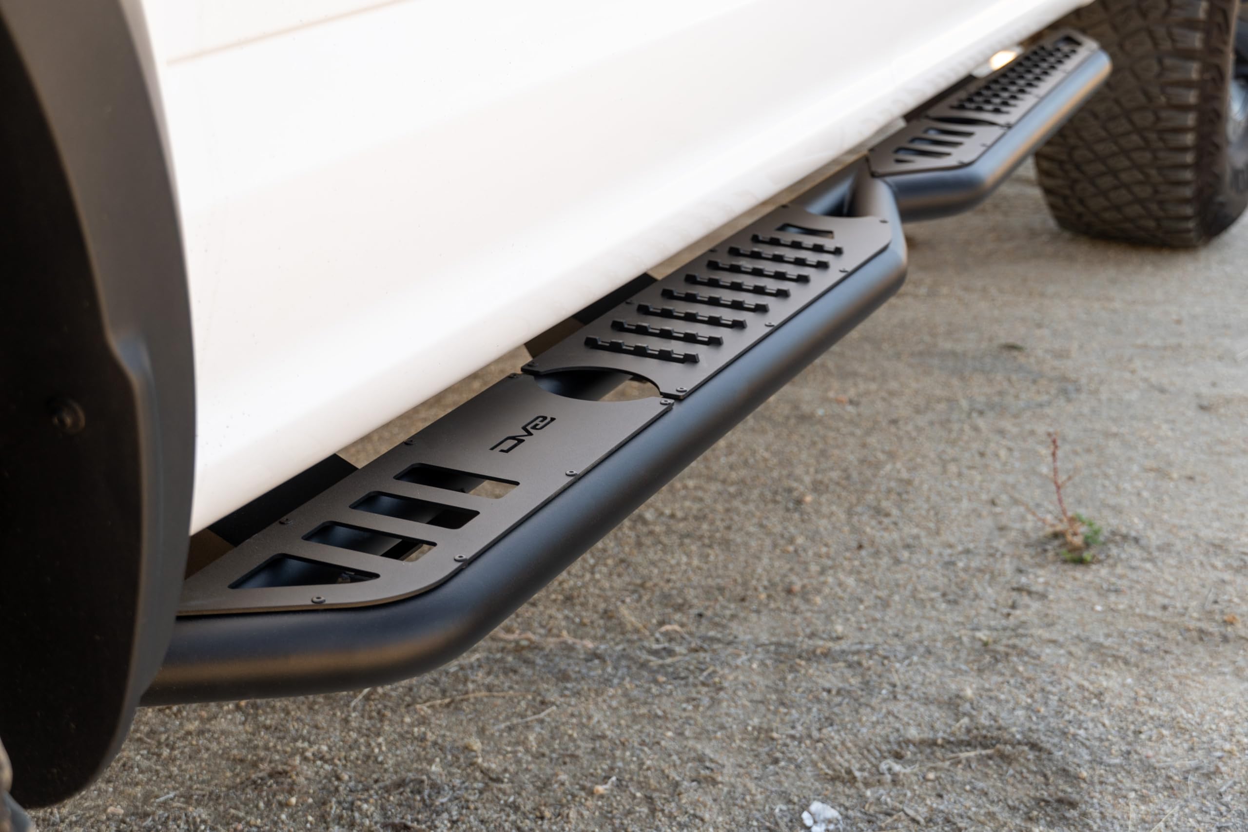 DV8 Offroad OE Plus Side Steps for 2015-2024 Crew Cab Ford F-150 & Raptor | Anti-Slip Design | Mounts to Body/Pinch Weld | Protection from Light Trail Debris | Fully Bolt-On Installation