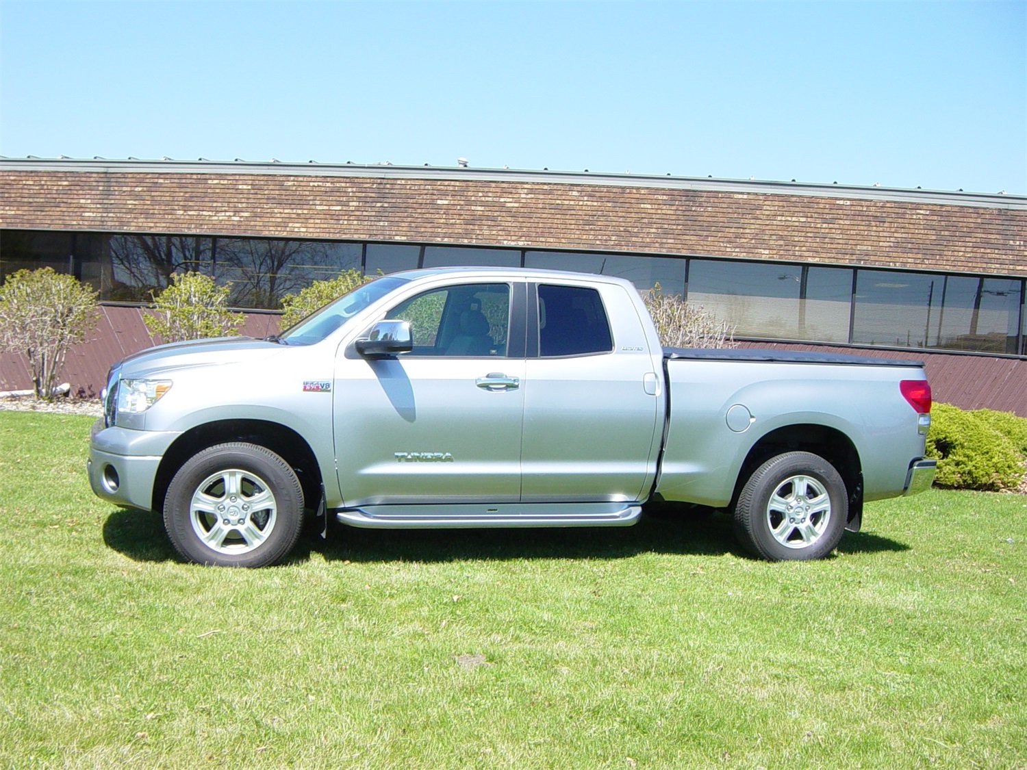 Owens Products Glastep 2186 Custom Molded Fiberglass Gray Running Boards 07-16 Toyota Tundra Double Cab 1 Pack