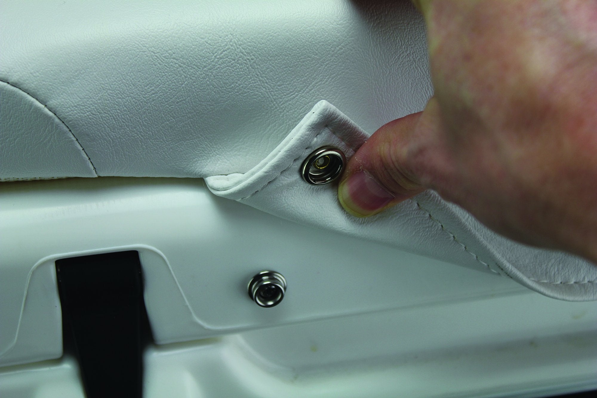 45-Quart Wise Cooler Seat Cushion, Cuddy White