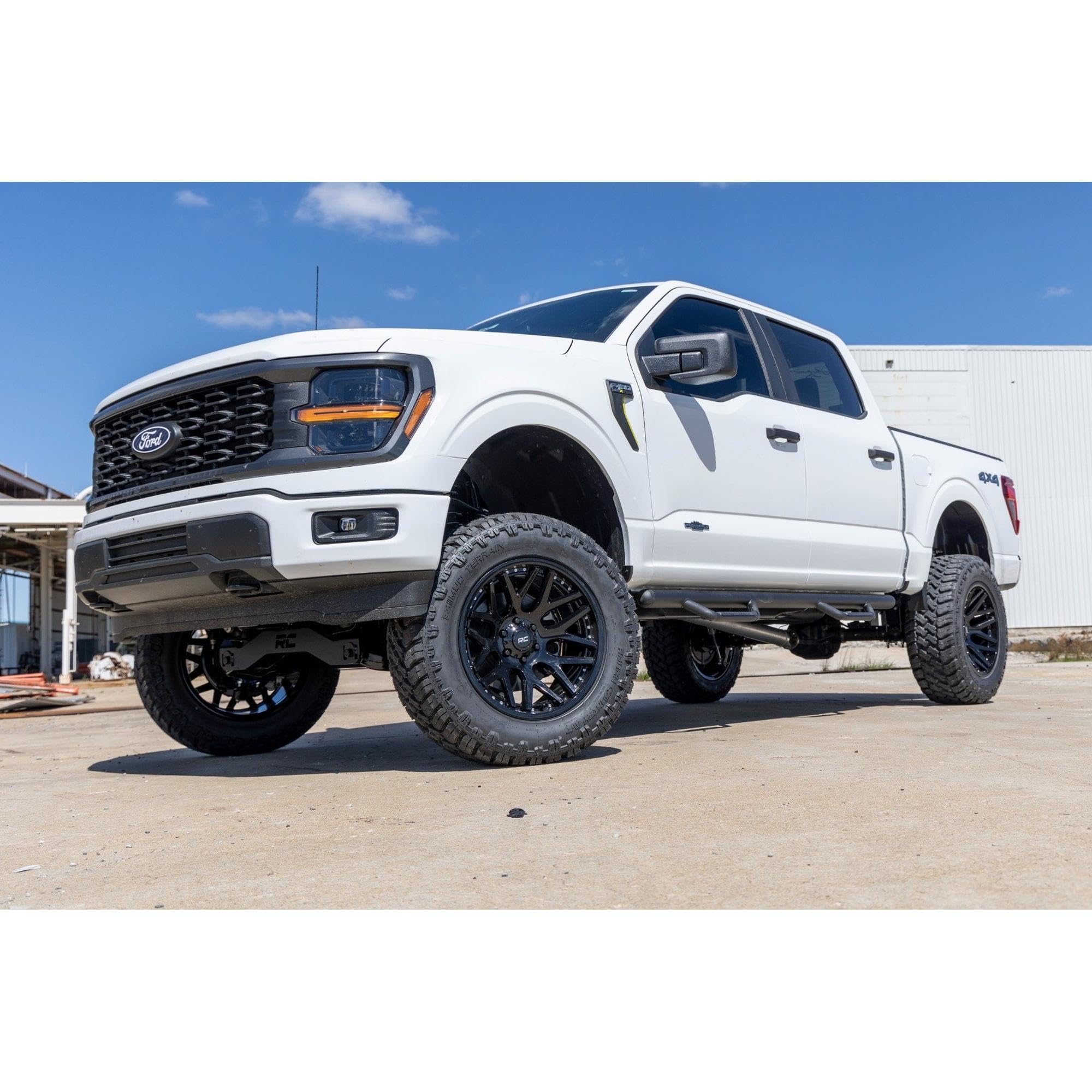 6" Suspension Lift Kit Rough Country for 2021-2024 Ford F-150 4WD - 49940