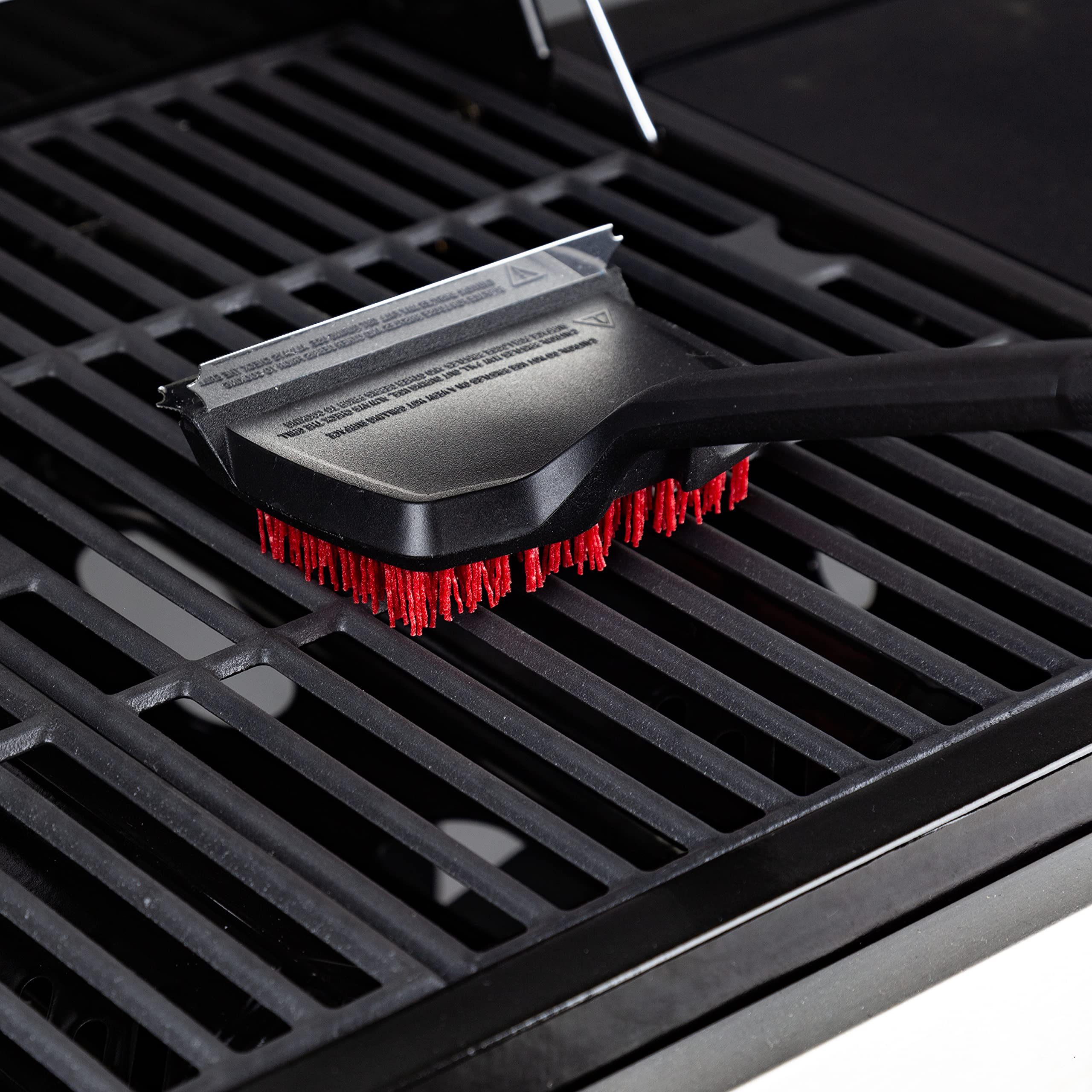 Dyna Glo 18" Nylon Bristles Flat Top Grill Brush w. Stainless Steel Scraper