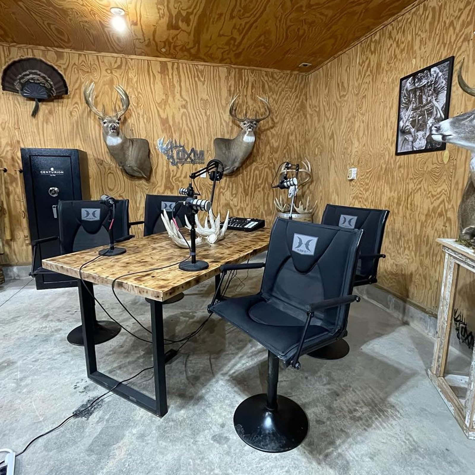 Premium Hawk Swivel Hunting Blind Chair