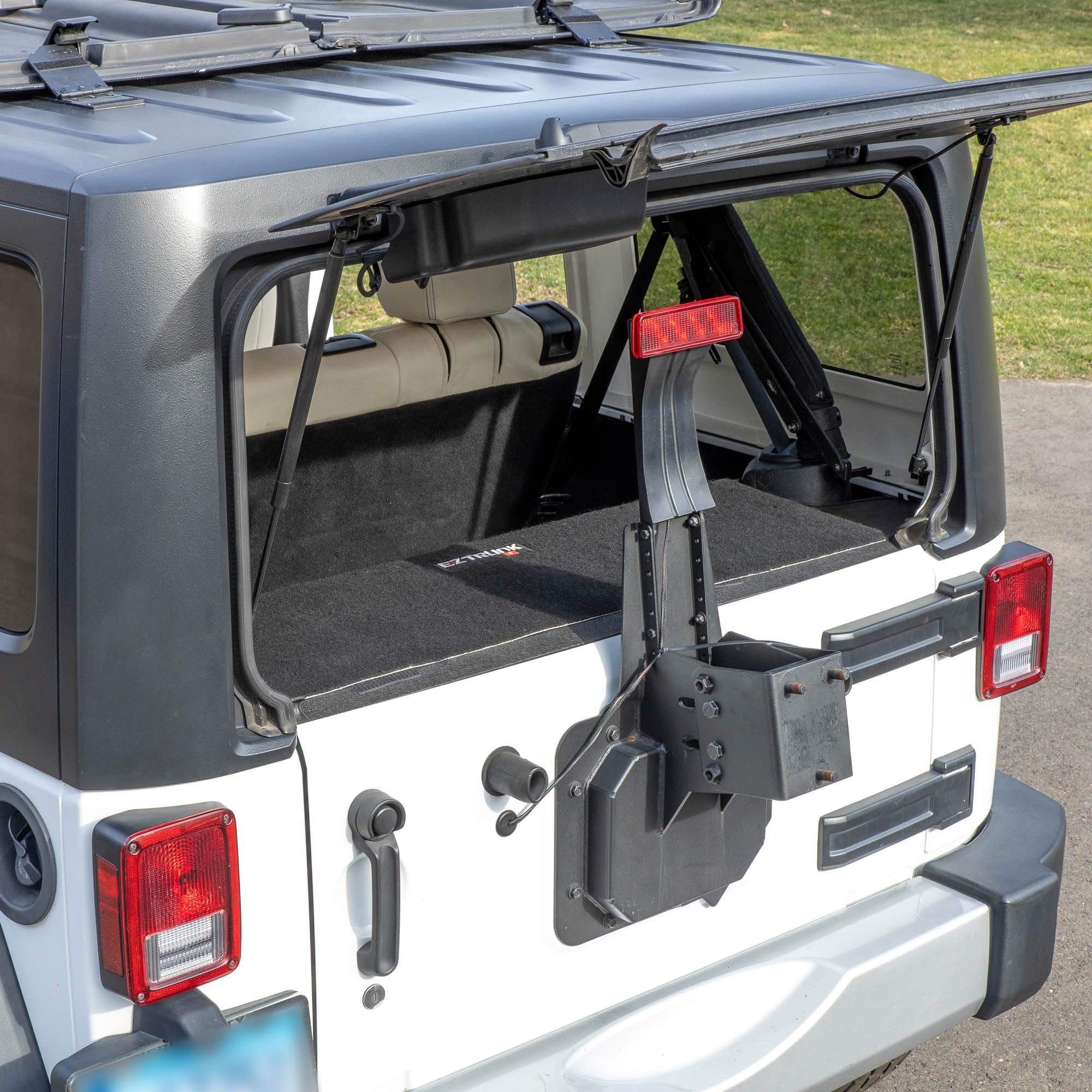Folding Security Trunk/Storage Box EZTrunk for JKU 2011—2018 by EZ4X4 Patented & Patent Pending