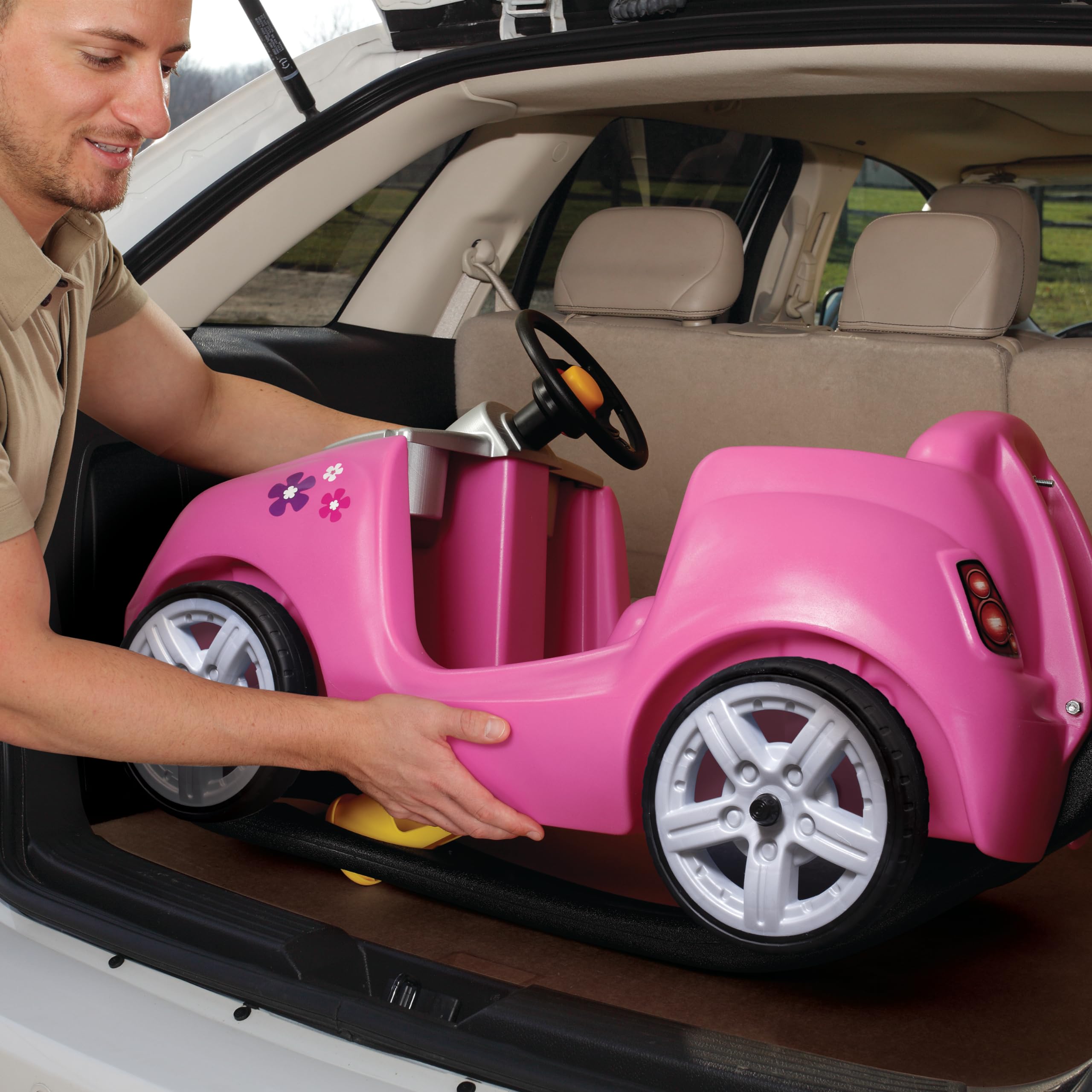 Step2 Whisper Ride II Push Cars Kids, Ride On Car, Seat Belt, Horn, Toddlers Ages 1.5 – 4 Years Old, Max Weight 50 lbs., Quick Storage, Stroller Substitute, Pink