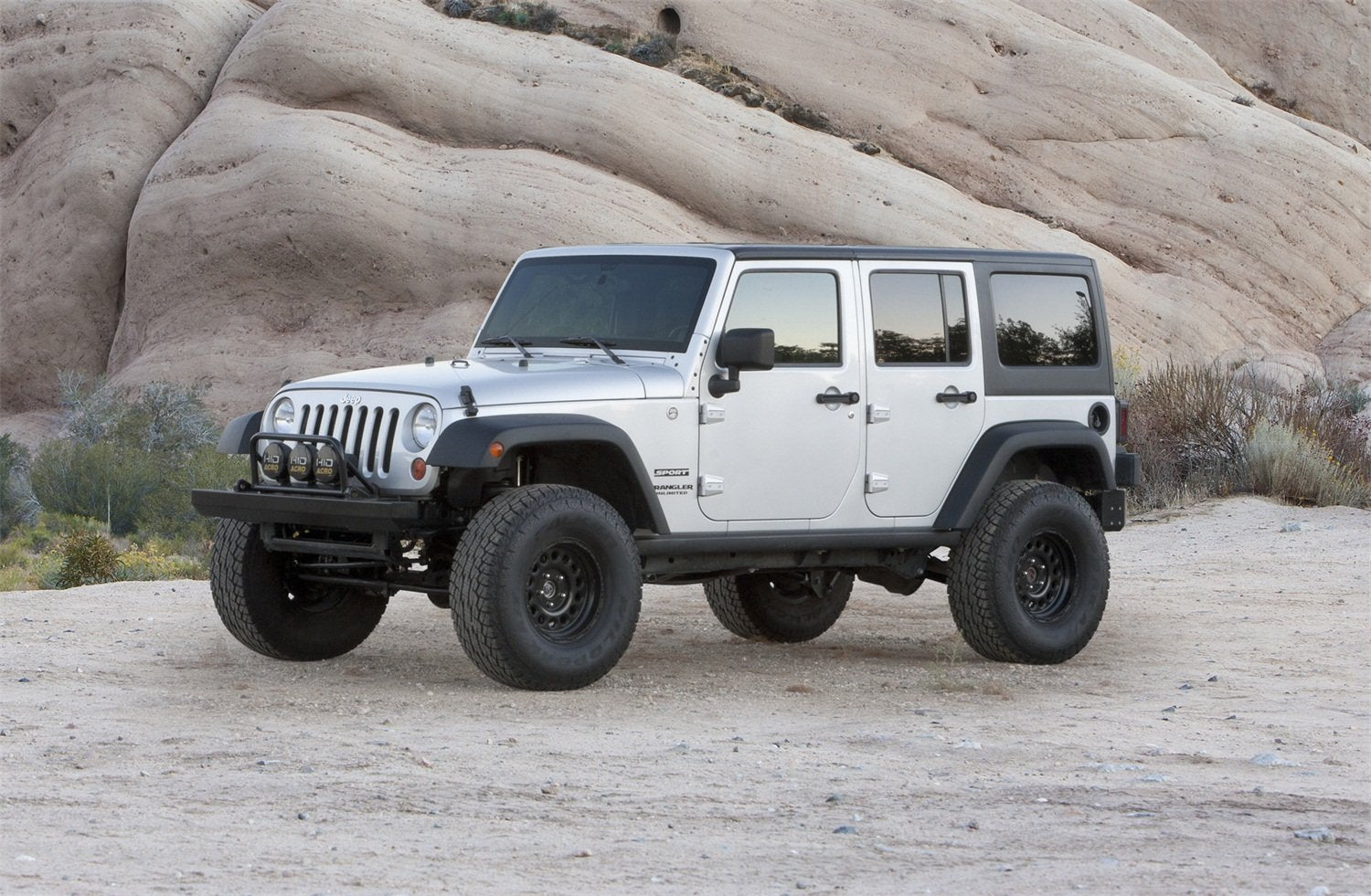 Fabtech K4048 Lift System Budget w/Shock w/Performance Shocks 3 in. Budget Lift System w/Shock