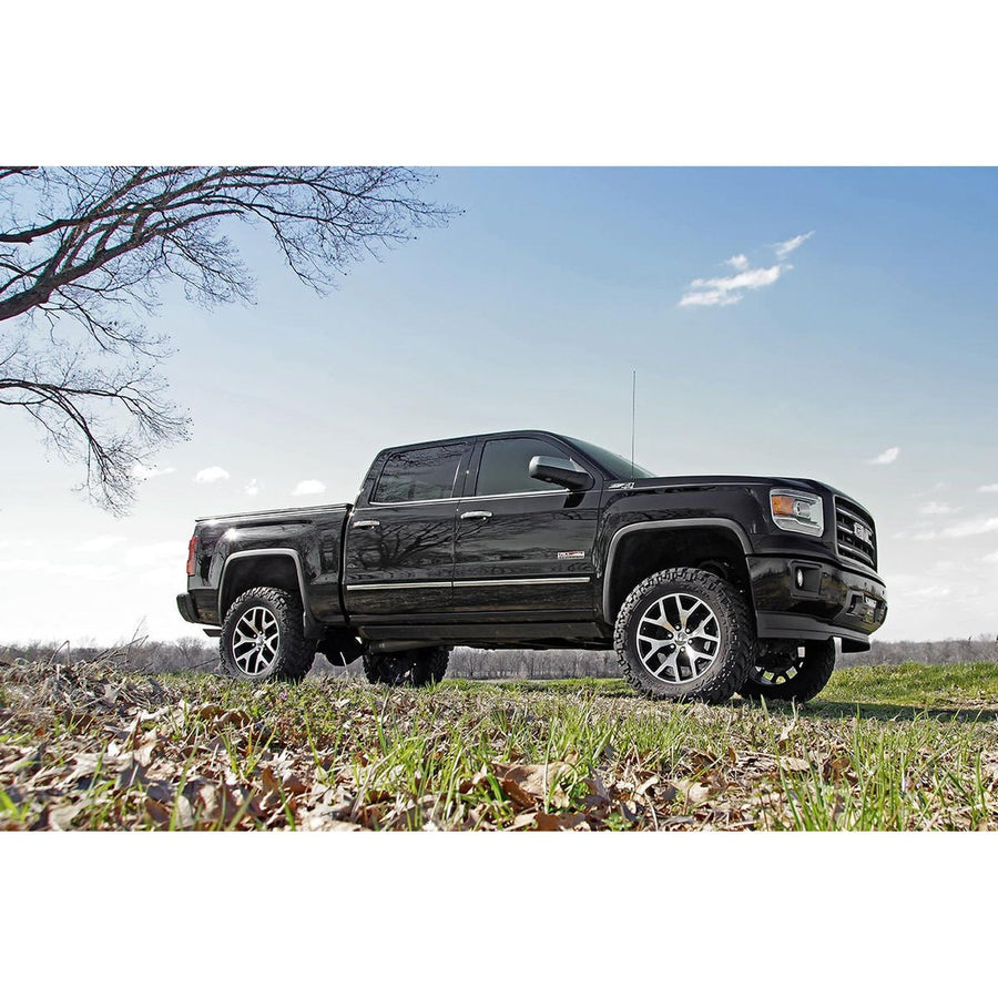 6" Rough Country Suspension Lift Kit with M1 Struts & M1 Rear Shocks for Chevy Silverado & GMC Sierra 1500 (2014-2018 w/Stock Cast Steel Control Arms)